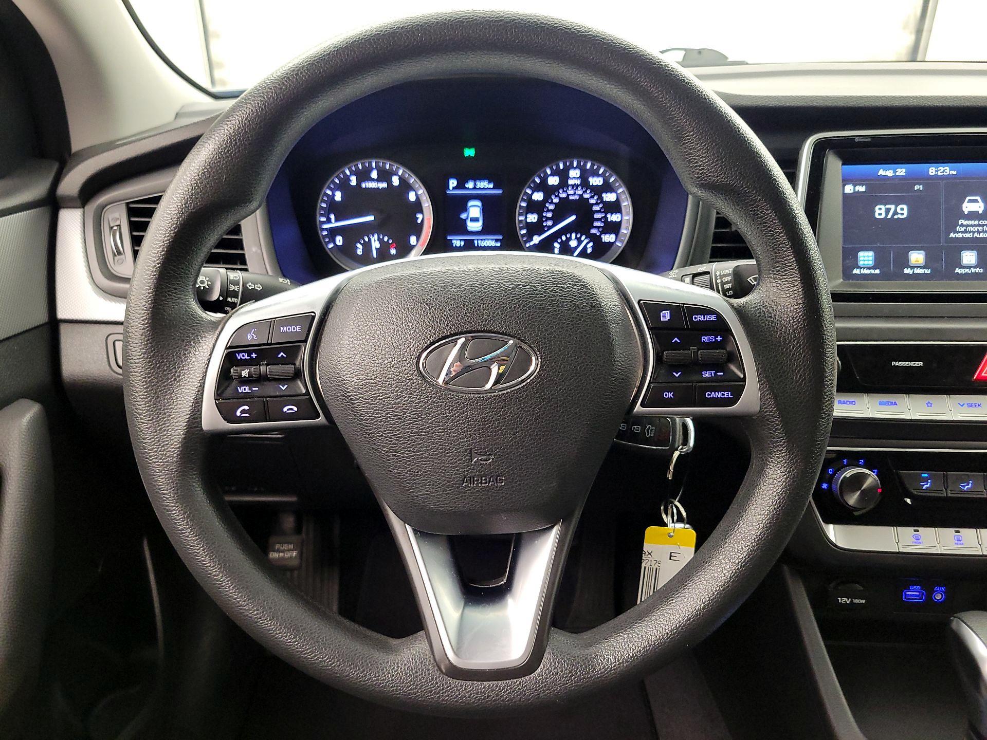 Thumbnail: 2019 Hyundai Sonata - 10
