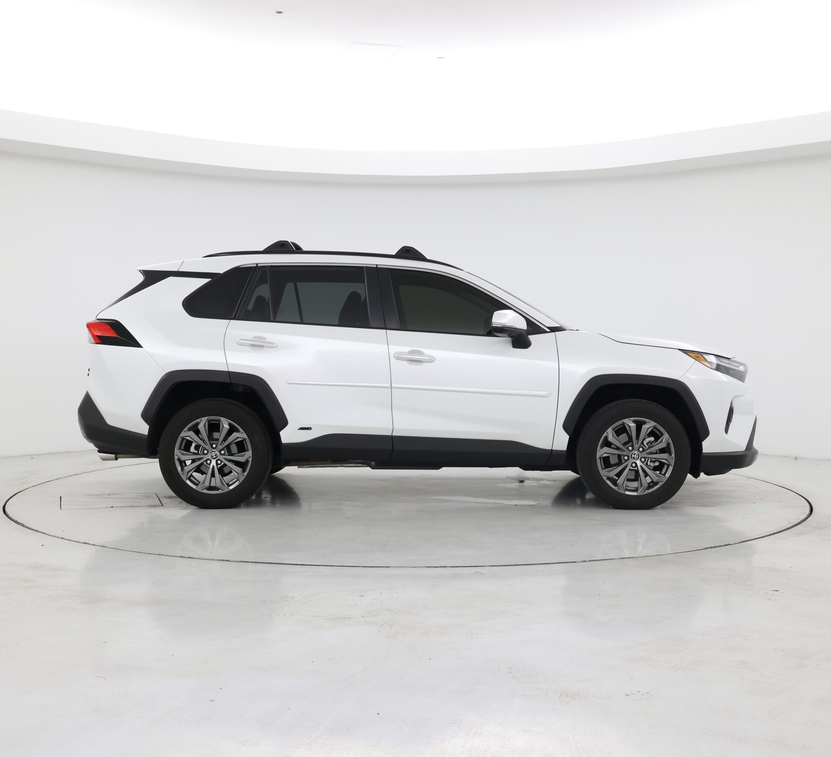 Thumbnail: 2023 Toyota RAV4 - 7