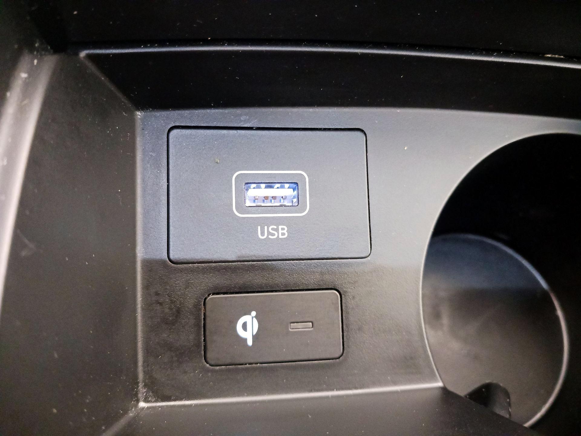 Thumbnail: 2022 Hyundai Santa Fe - 19