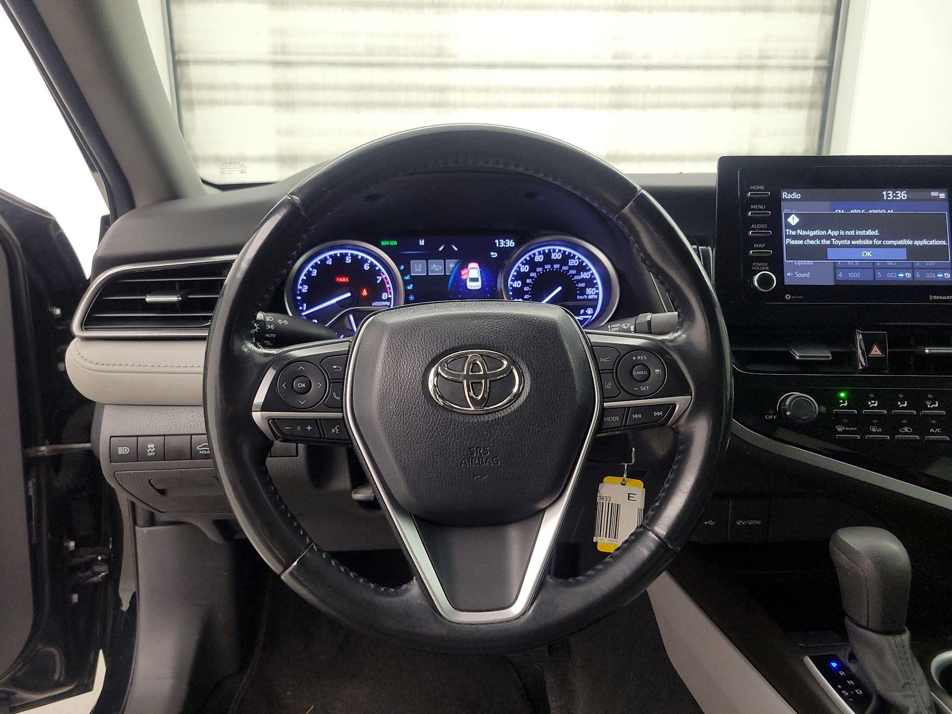 Thumbnail: 2021 Toyota Camry - 10