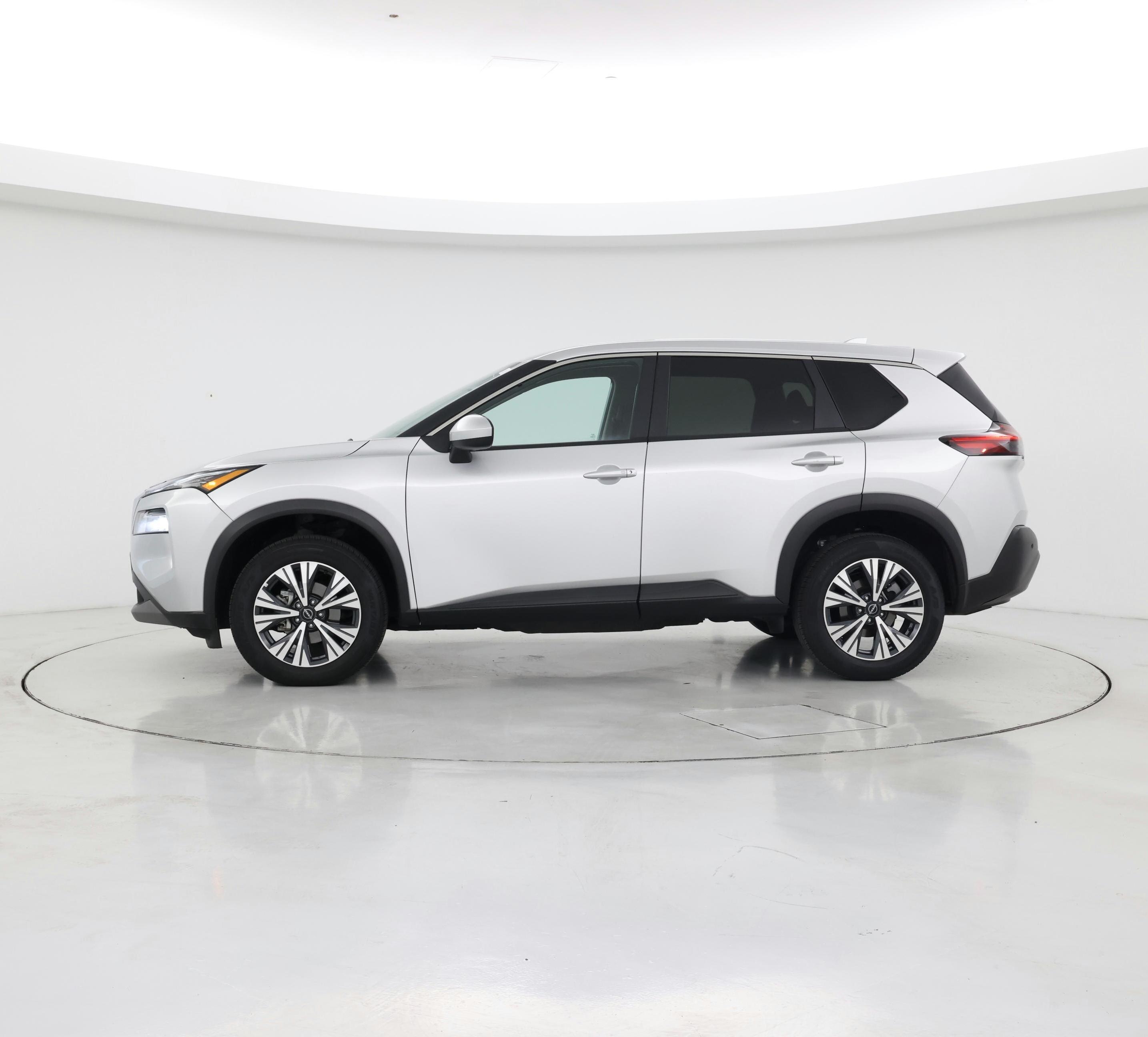 Thumbnail: 2023 Nissan Rogue - 3