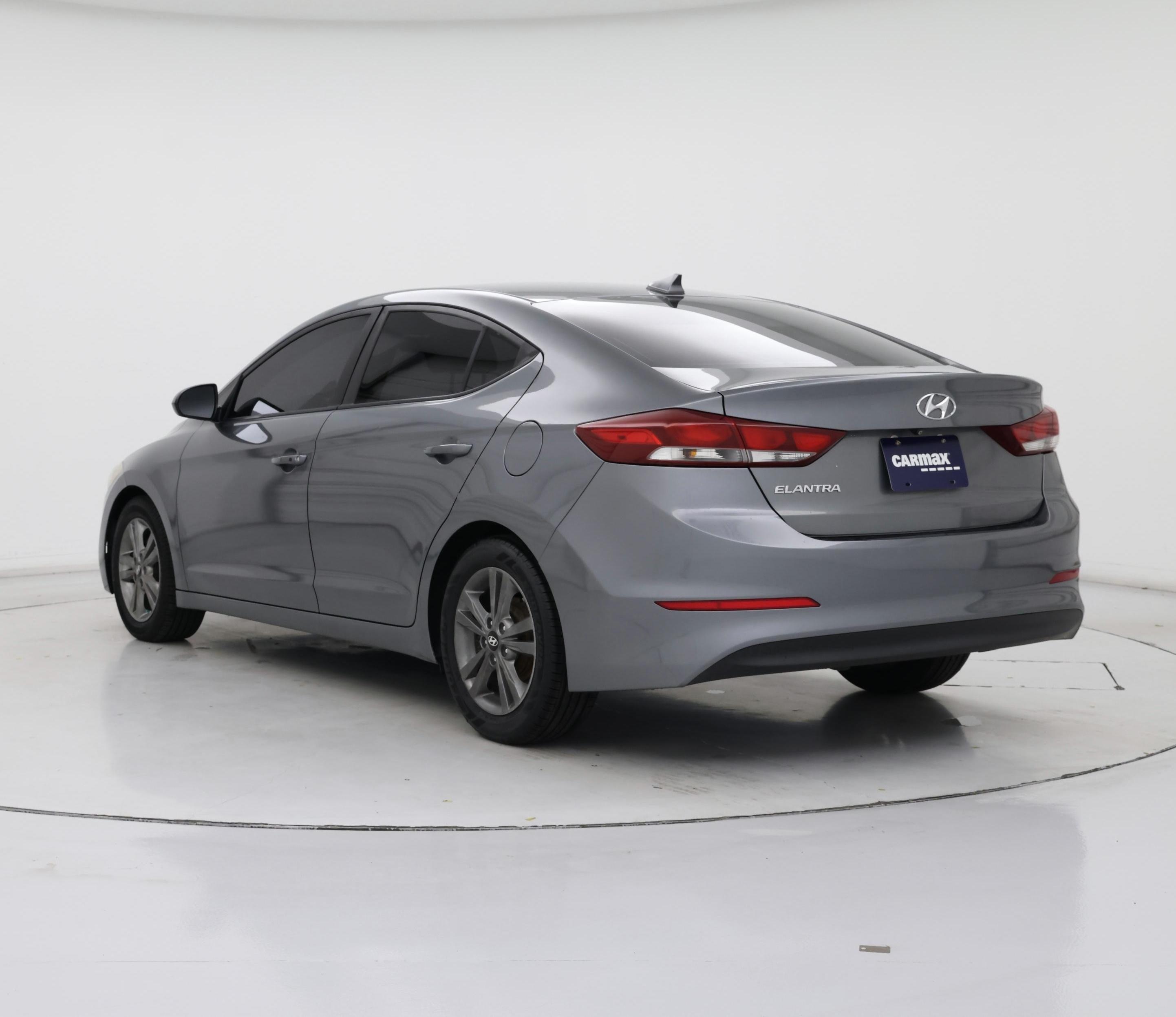 Thumbnail: 2017 Hyundai Elantra - 2