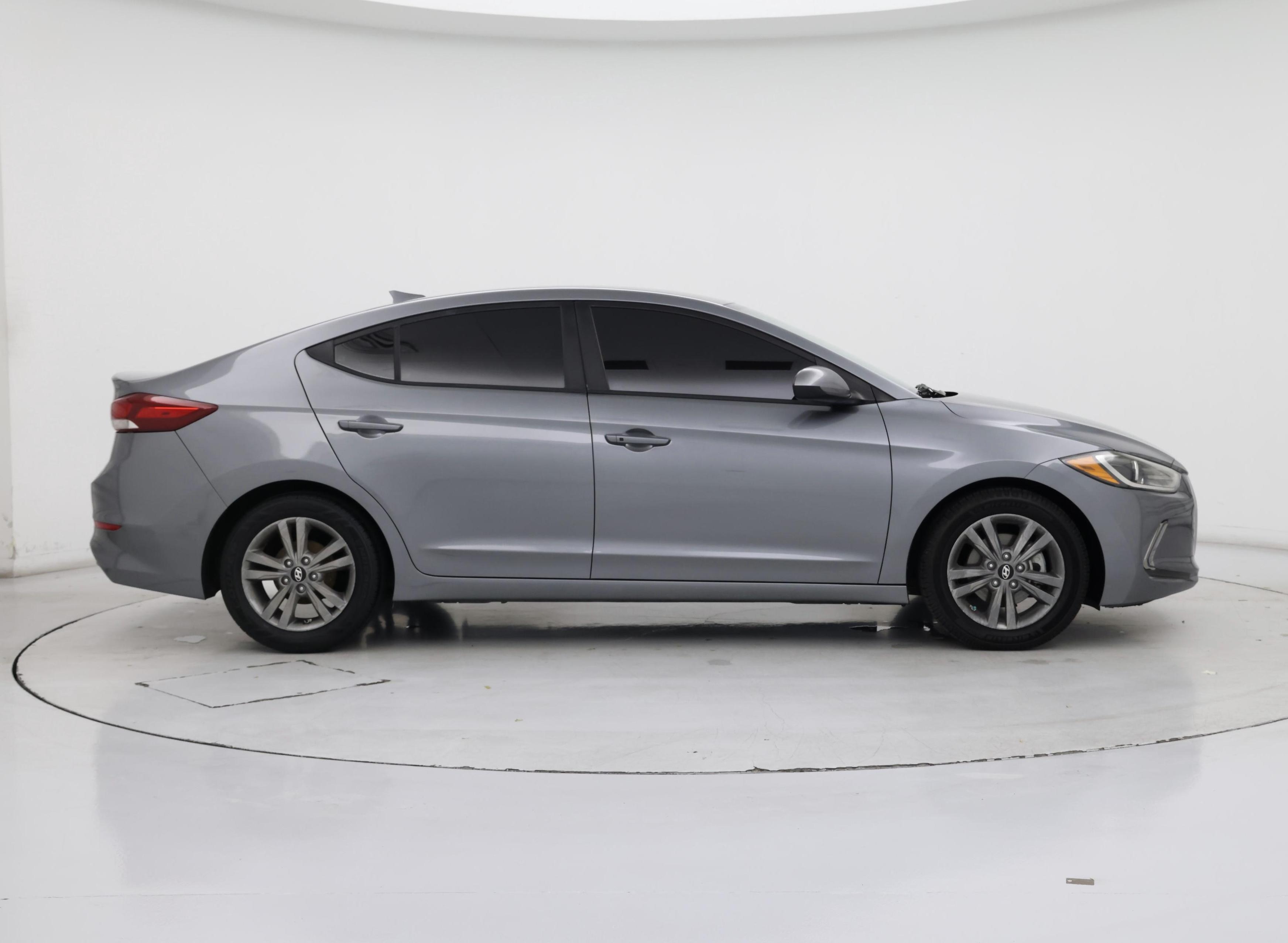 Thumbnail: 2017 Hyundai Elantra - 7