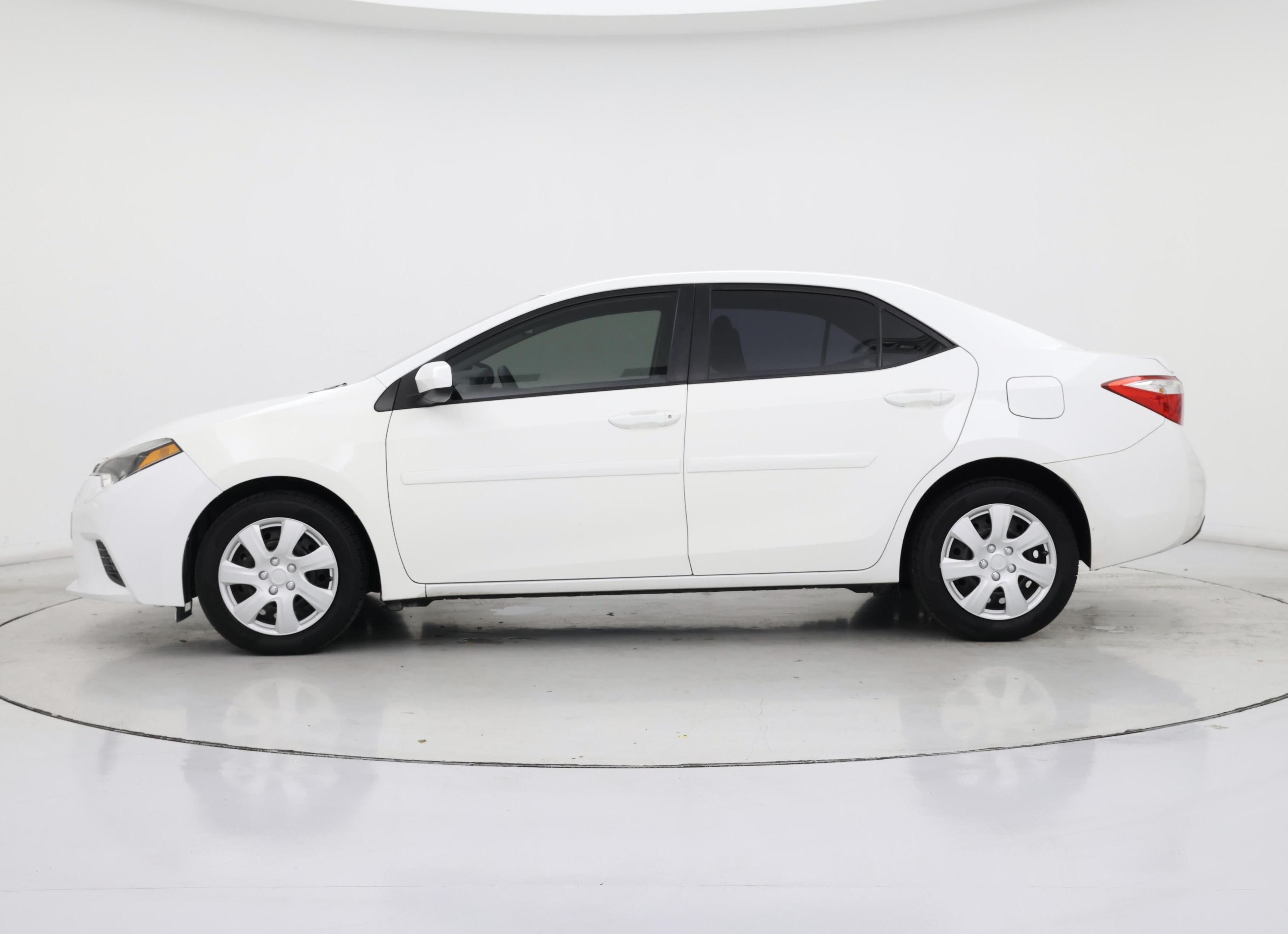 Thumbnail: 2016 Toyota Corolla - 3