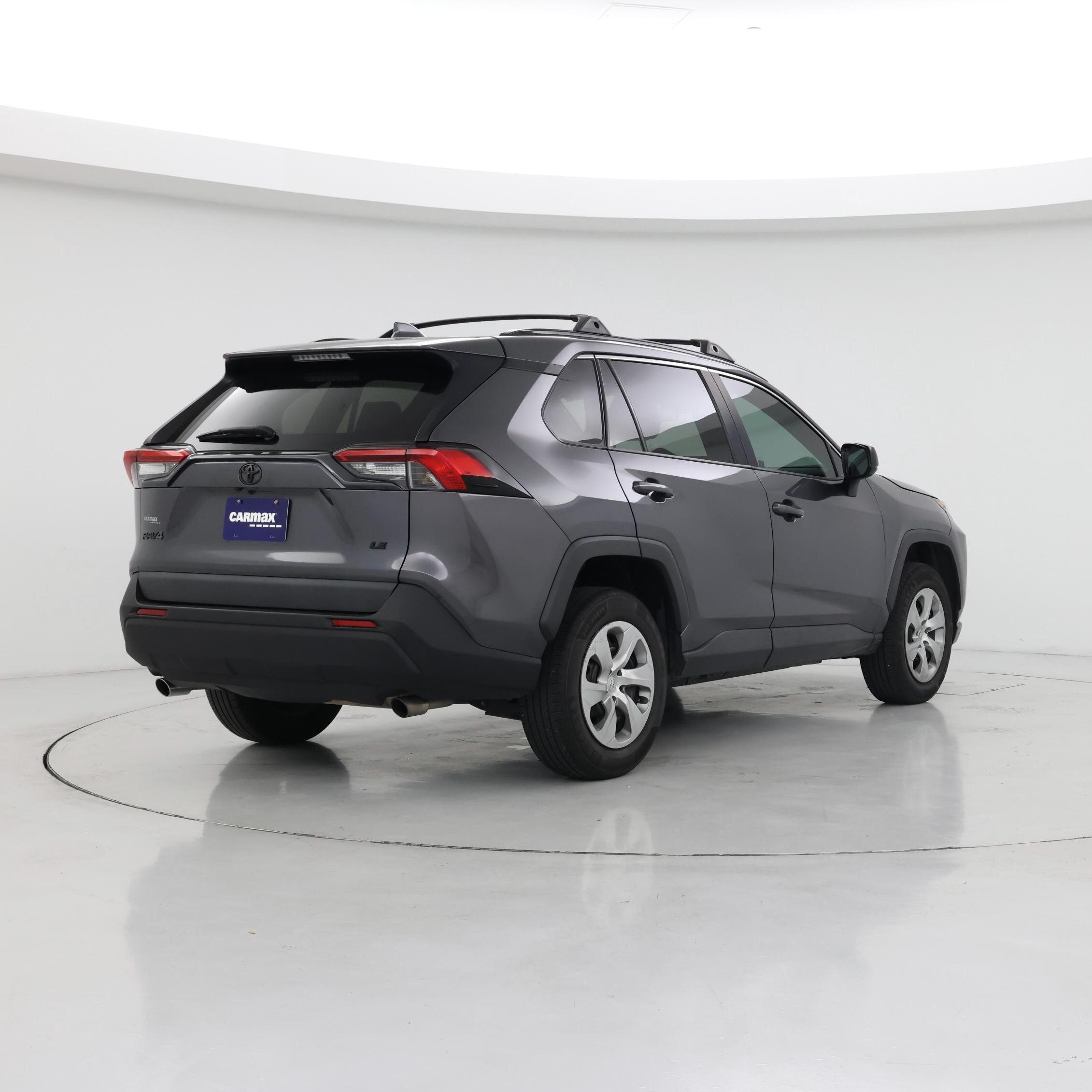 Thumbnail: 2019 Toyota RAV4 - 8