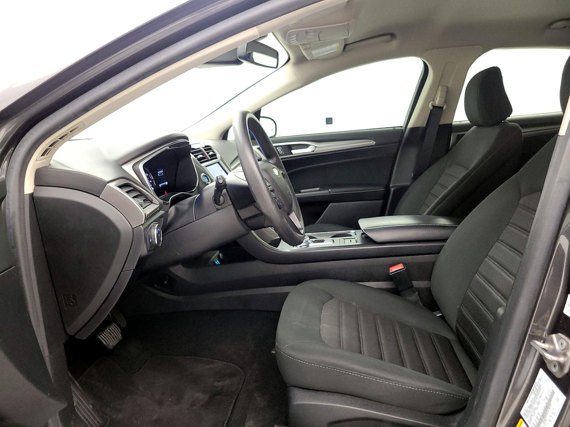 Thumbnail: 2020 Ford Fusion - 11