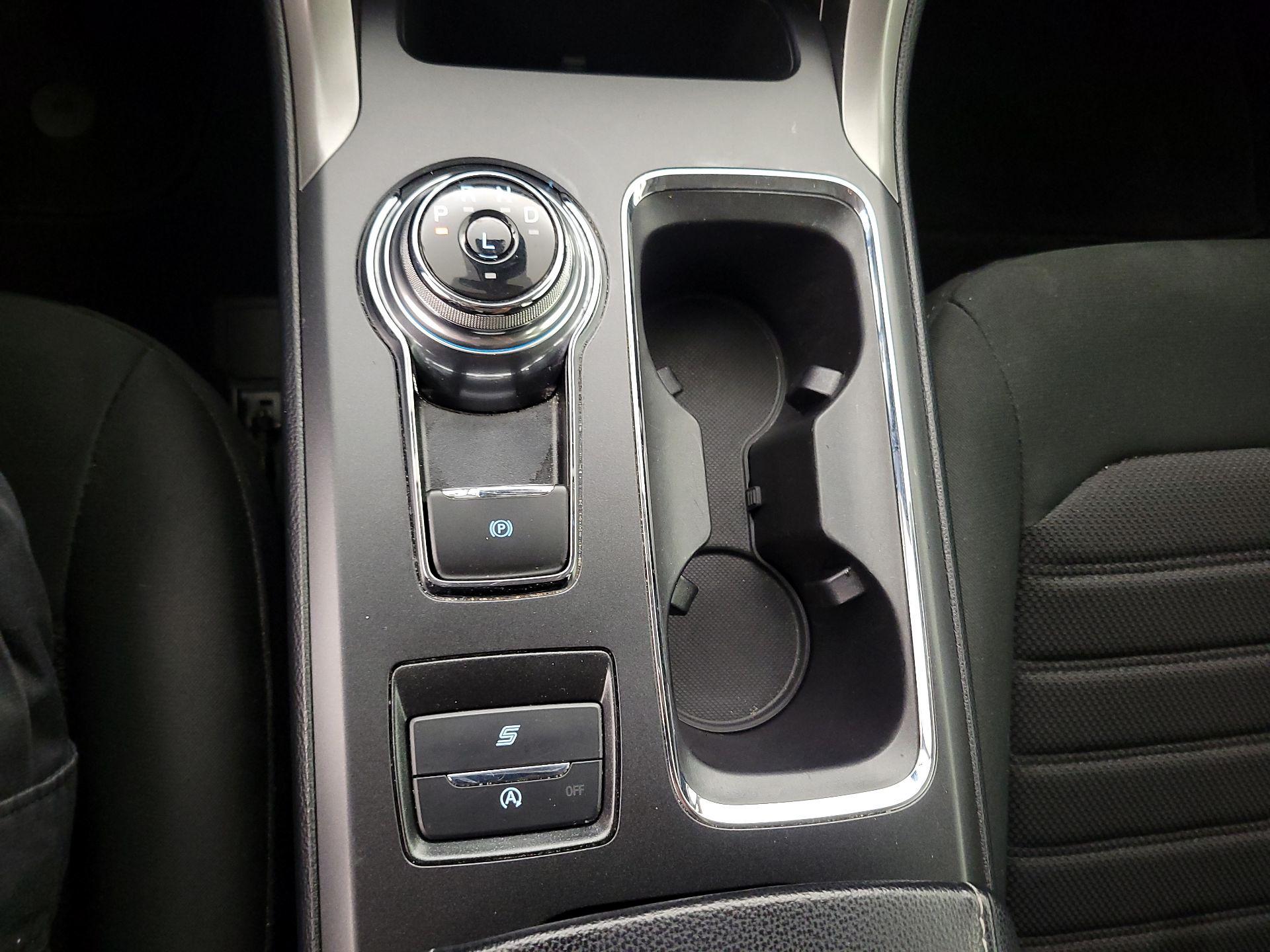 Thumbnail: 2020 Ford Fusion - 17