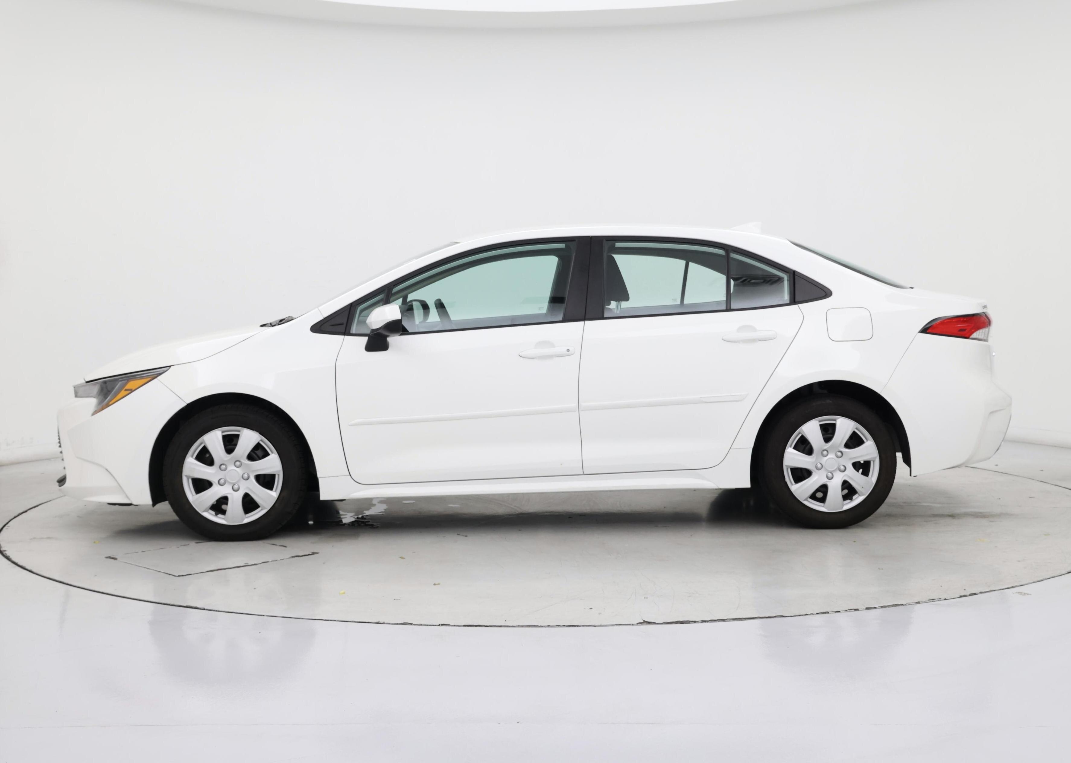 Thumbnail: 2024 Toyota Corolla - 3