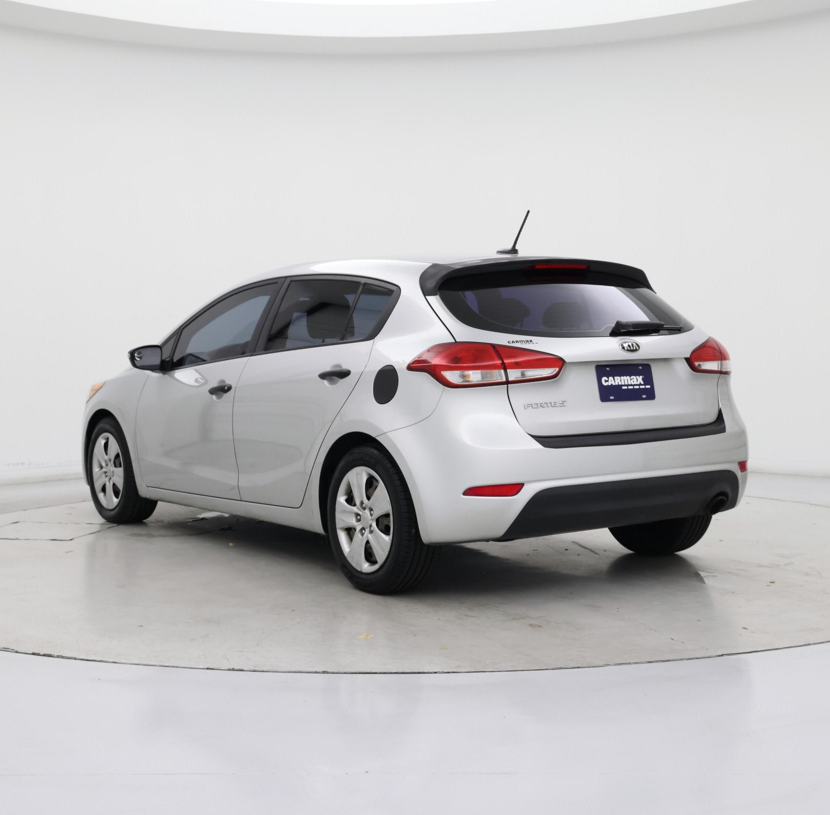 Thumbnail: 2016 Kia Forte - 2