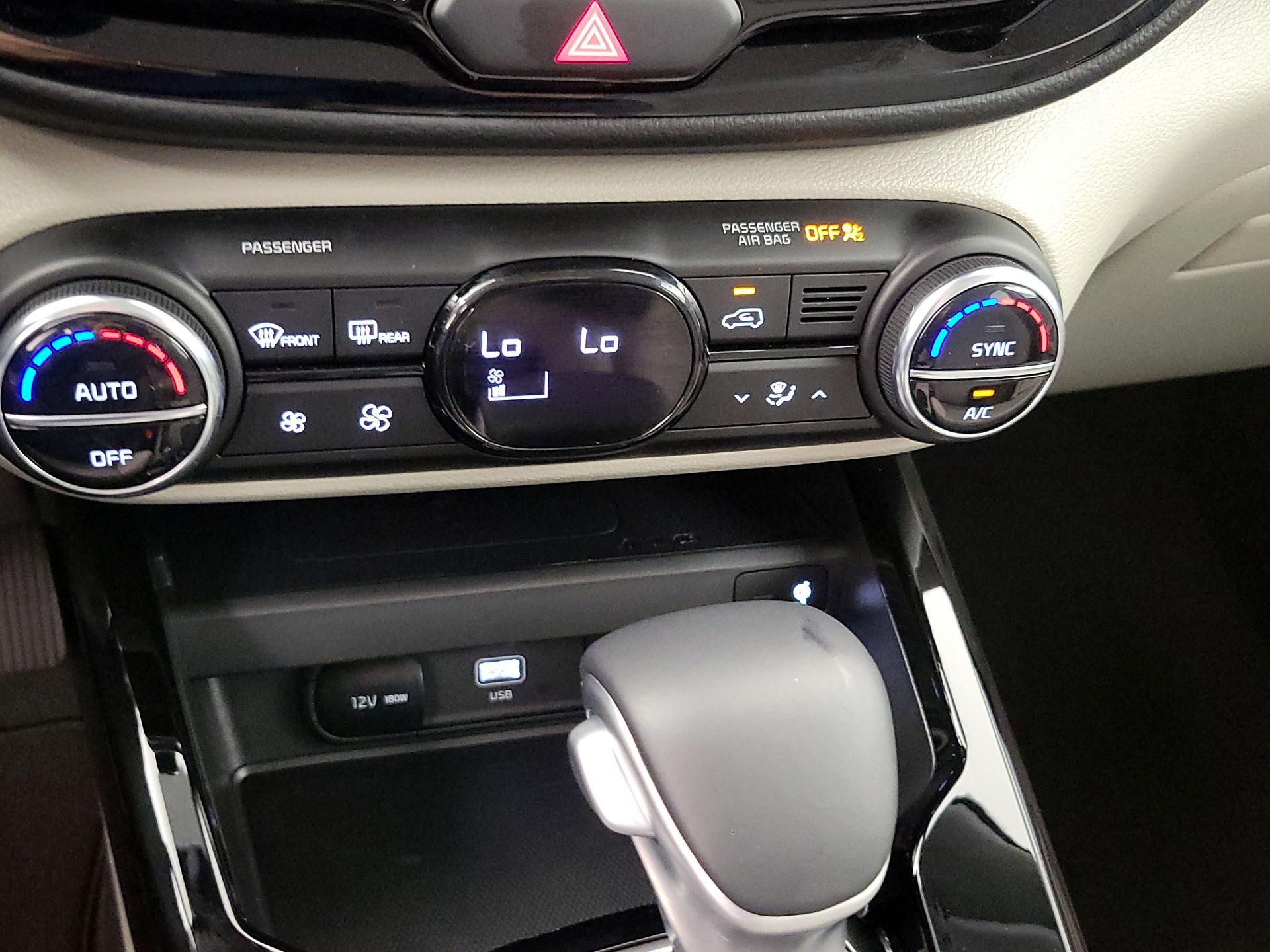 Thumbnail: 2025 Kia Soul - 17