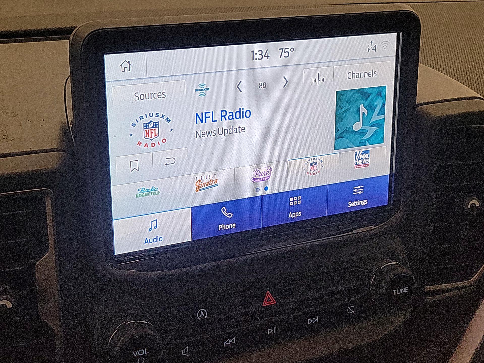 Thumbnail: 2021 Ford Bronco Sport - 15