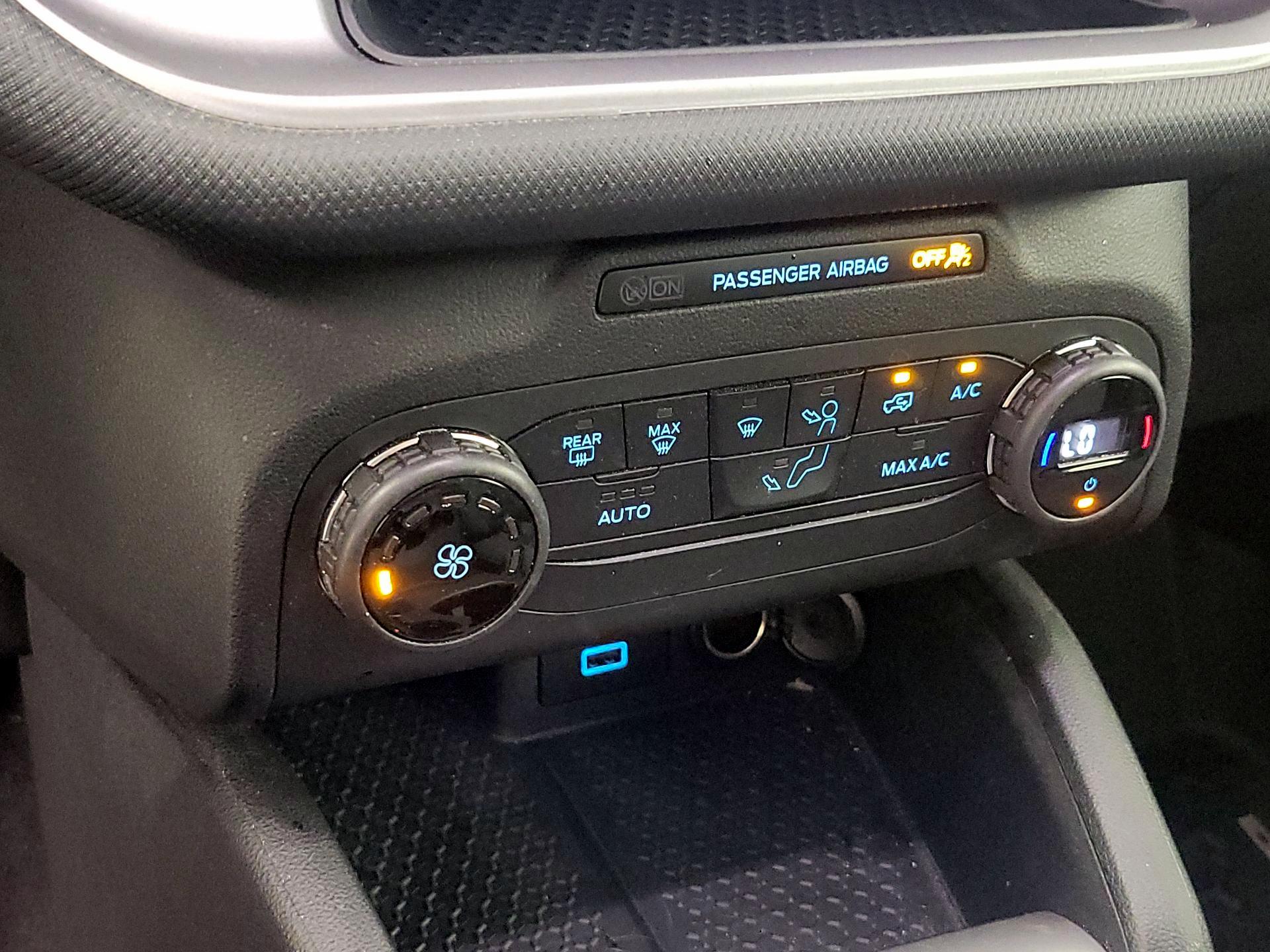 Thumbnail: 2021 Ford Bronco Sport - 16