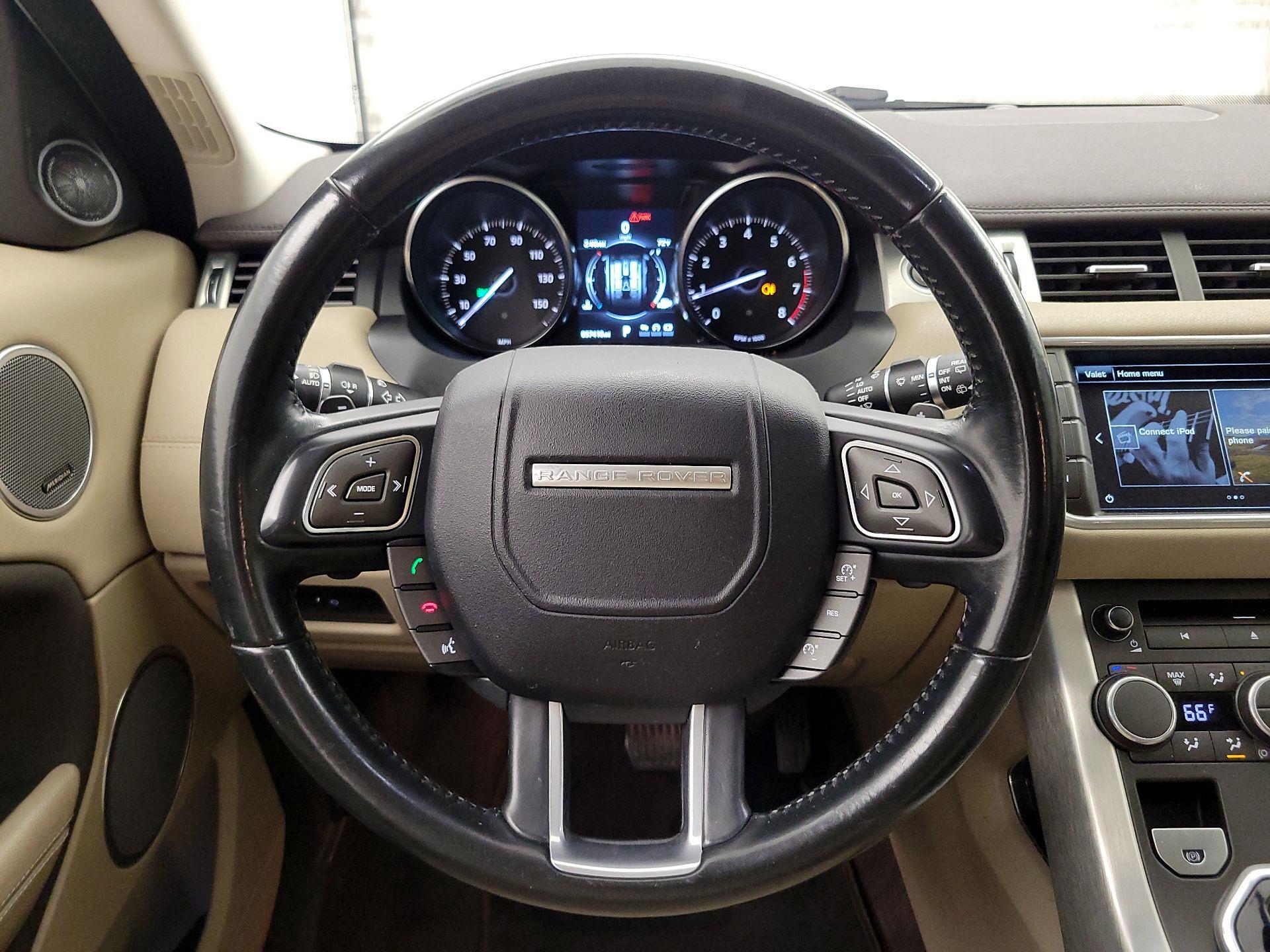 Thumbnail: 2016 Land Rover Range Rover Evoque - 10