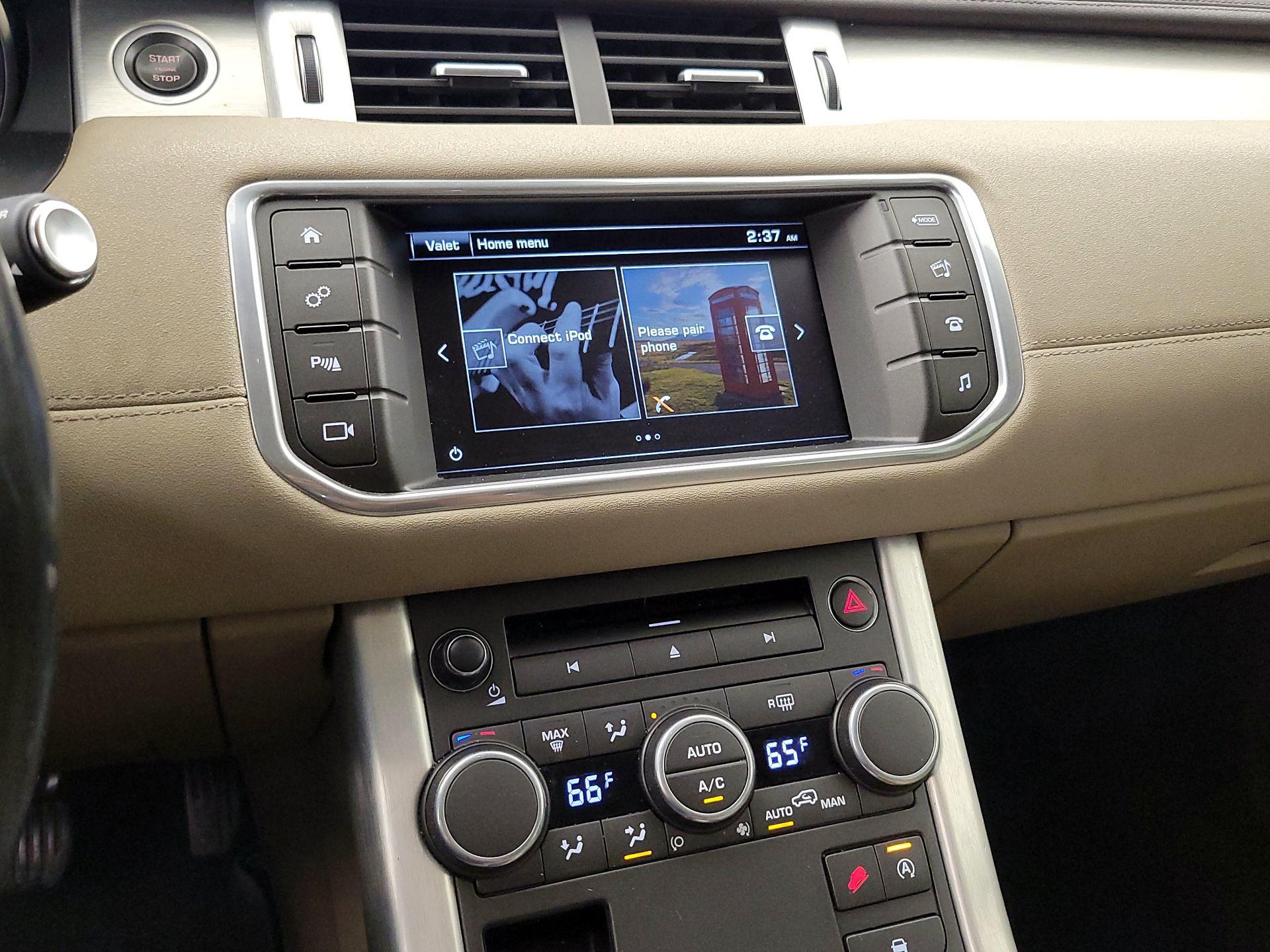 Thumbnail: 2016 Land Rover Range Rover Evoque - 15