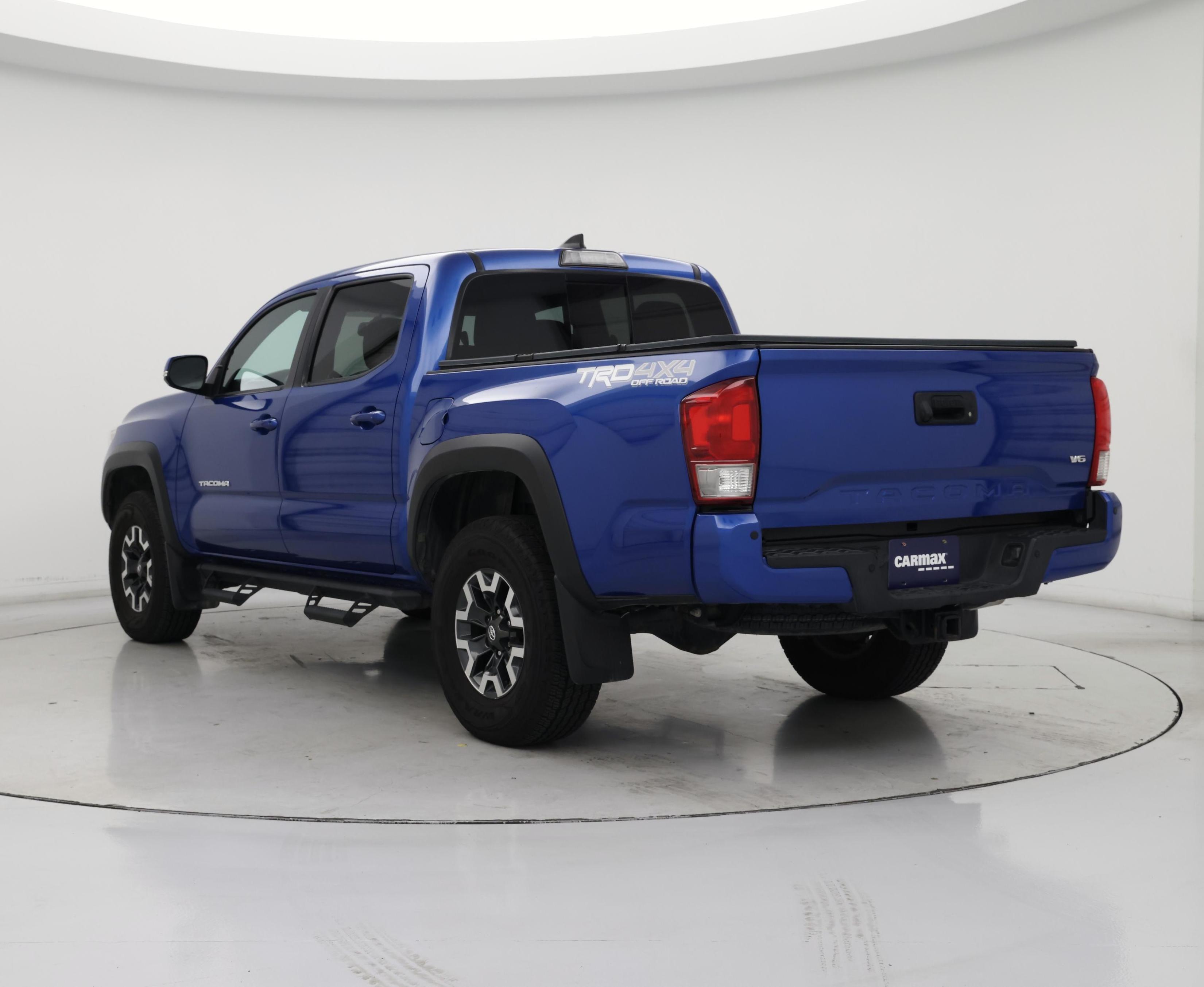Thumbnail: 2017 Toyota Tacoma - 2
