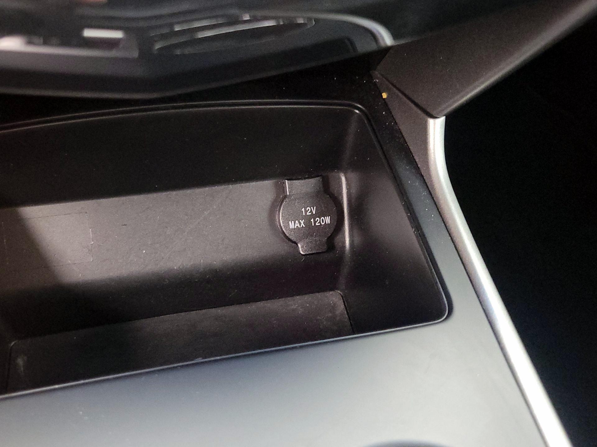 Thumbnail: 2015 Nissan Altima - 17