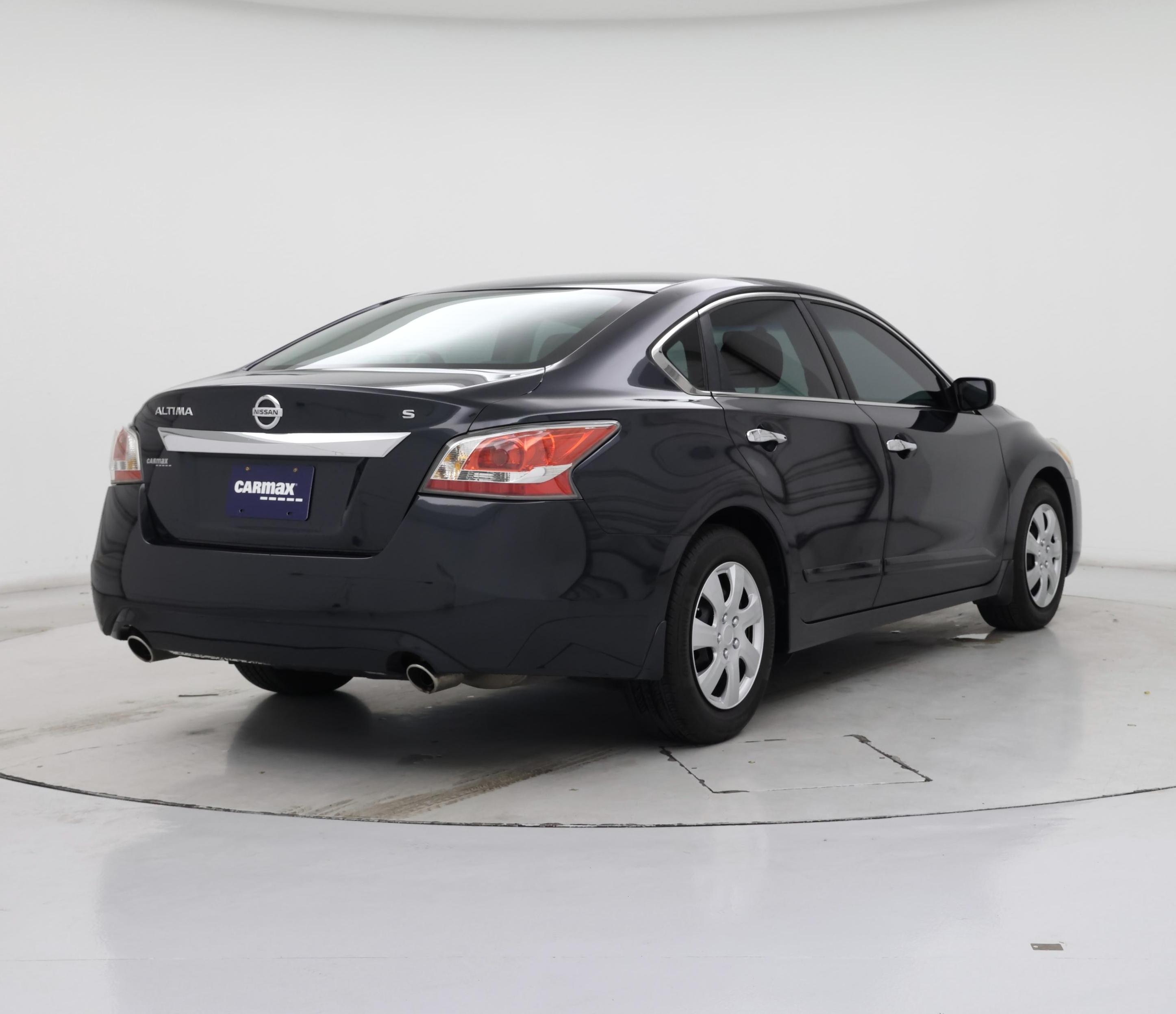 Thumbnail: 2015 Nissan Altima - 8