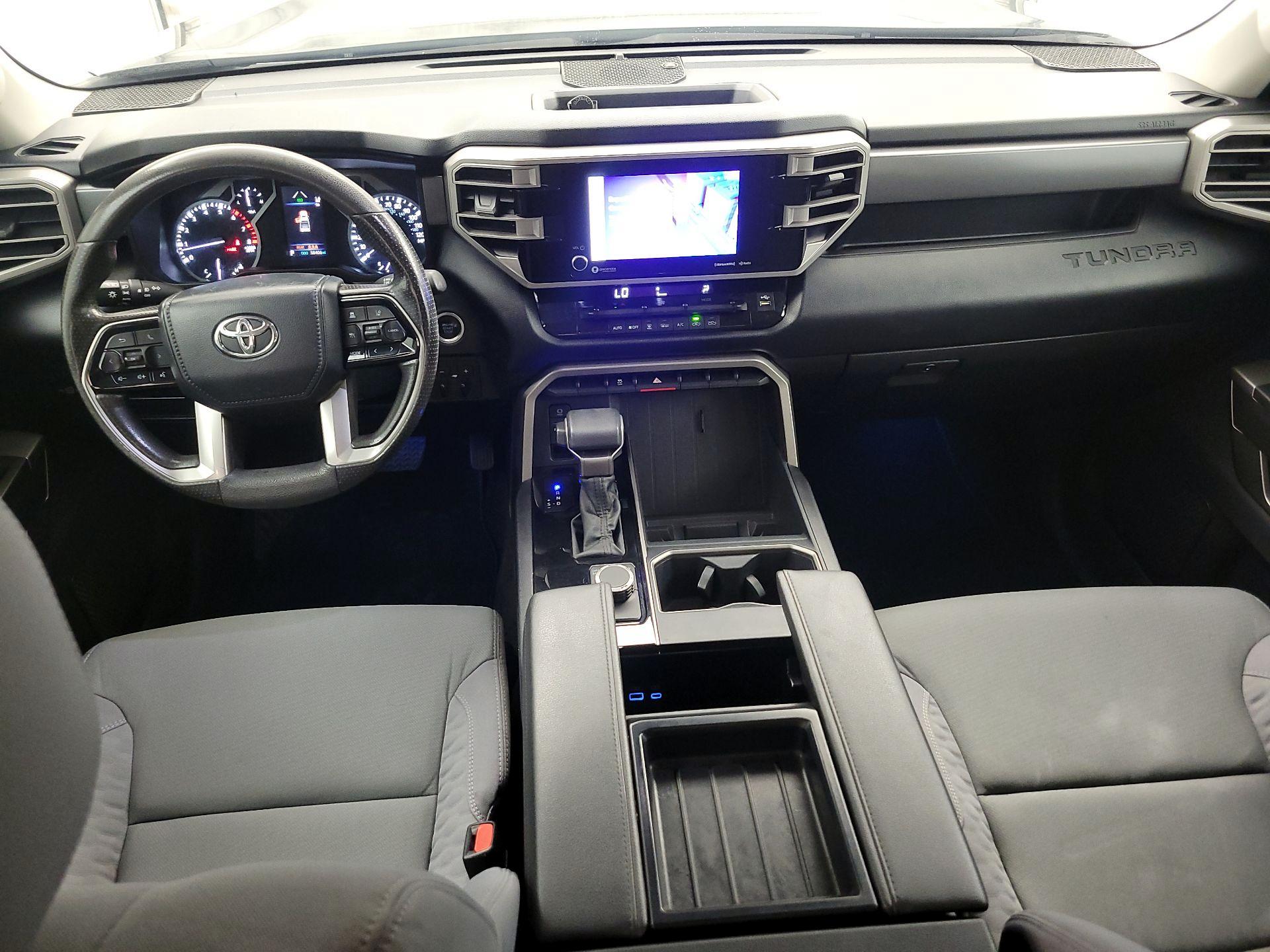 Thumbnail: 2024 Toyota Tundra - 9