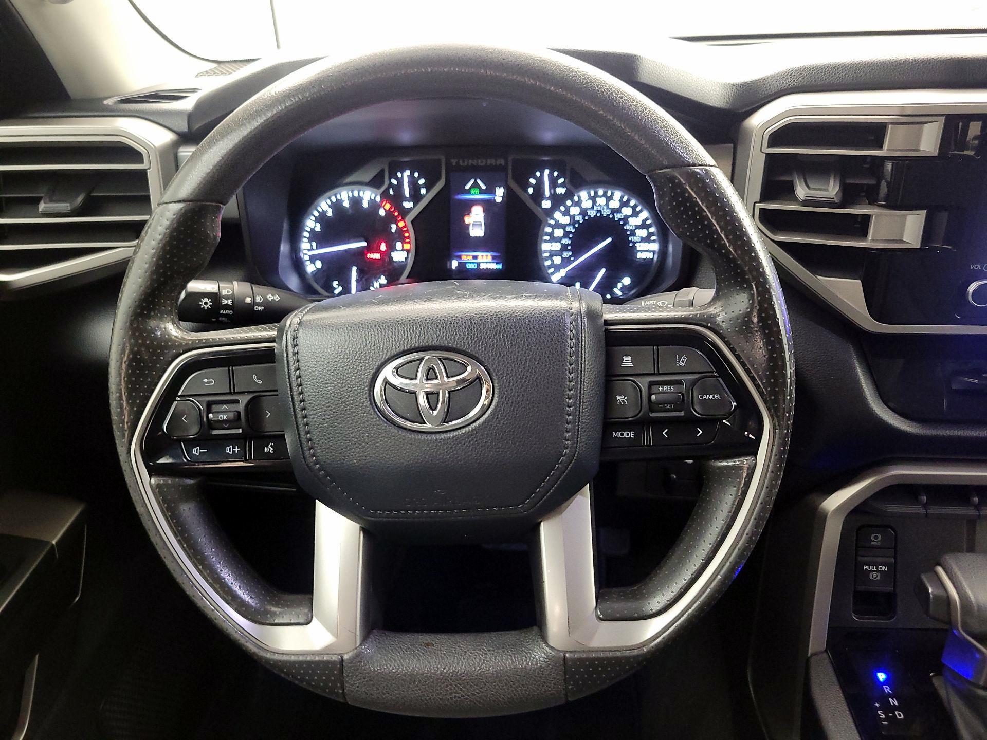 Thumbnail: 2024 Toyota Tundra - 10