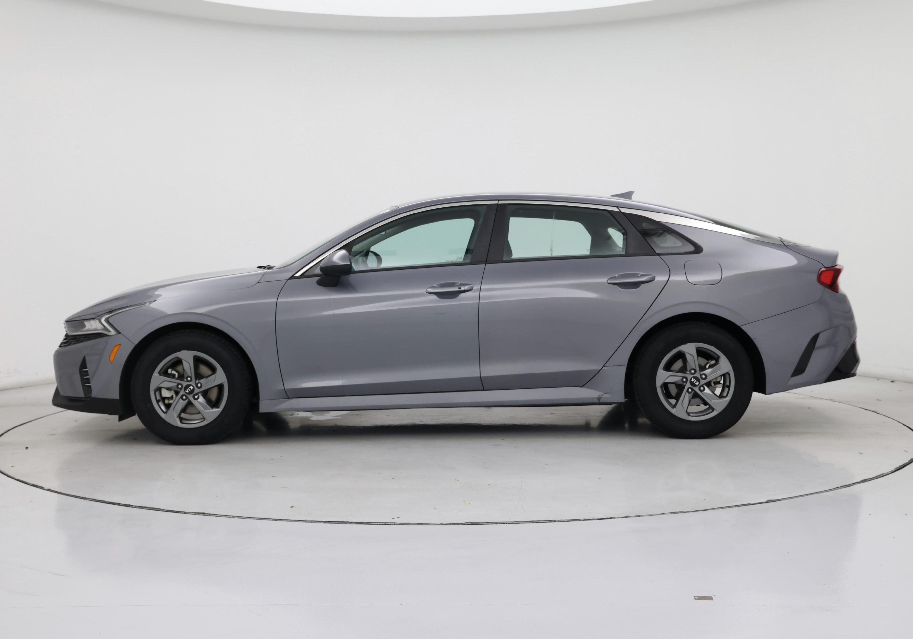 Thumbnail: 2021 Kia K5 - 3