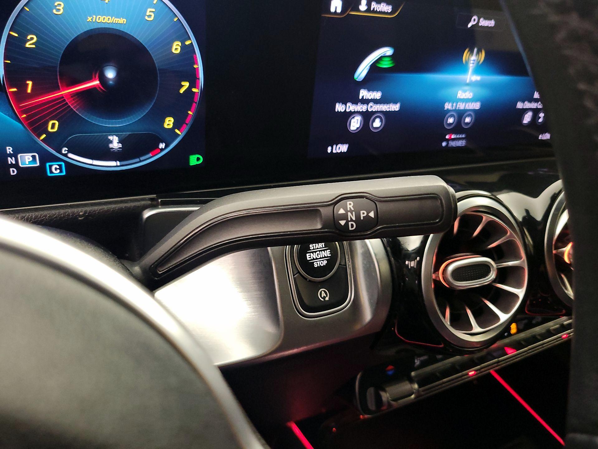 Thumbnail: 2020 Mercedes-Benz GLB - 17