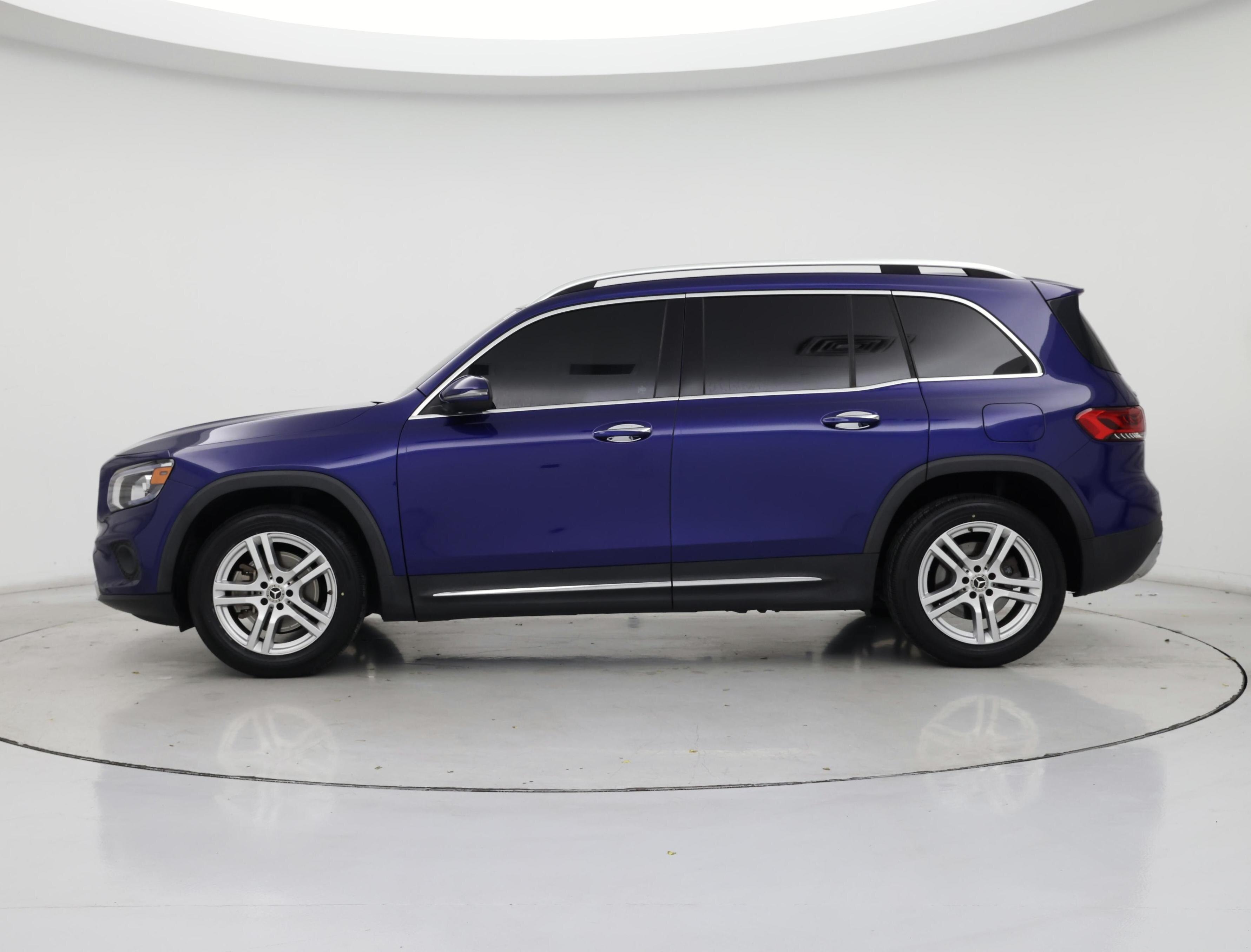 Thumbnail: 2020 Mercedes-Benz GLB - 3