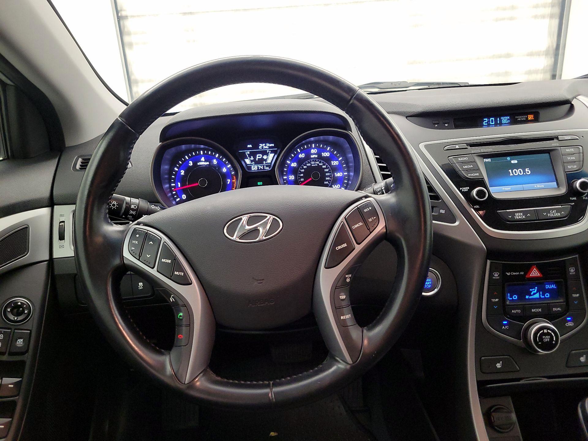 Thumbnail: 2016 Hyundai Elantra - 10