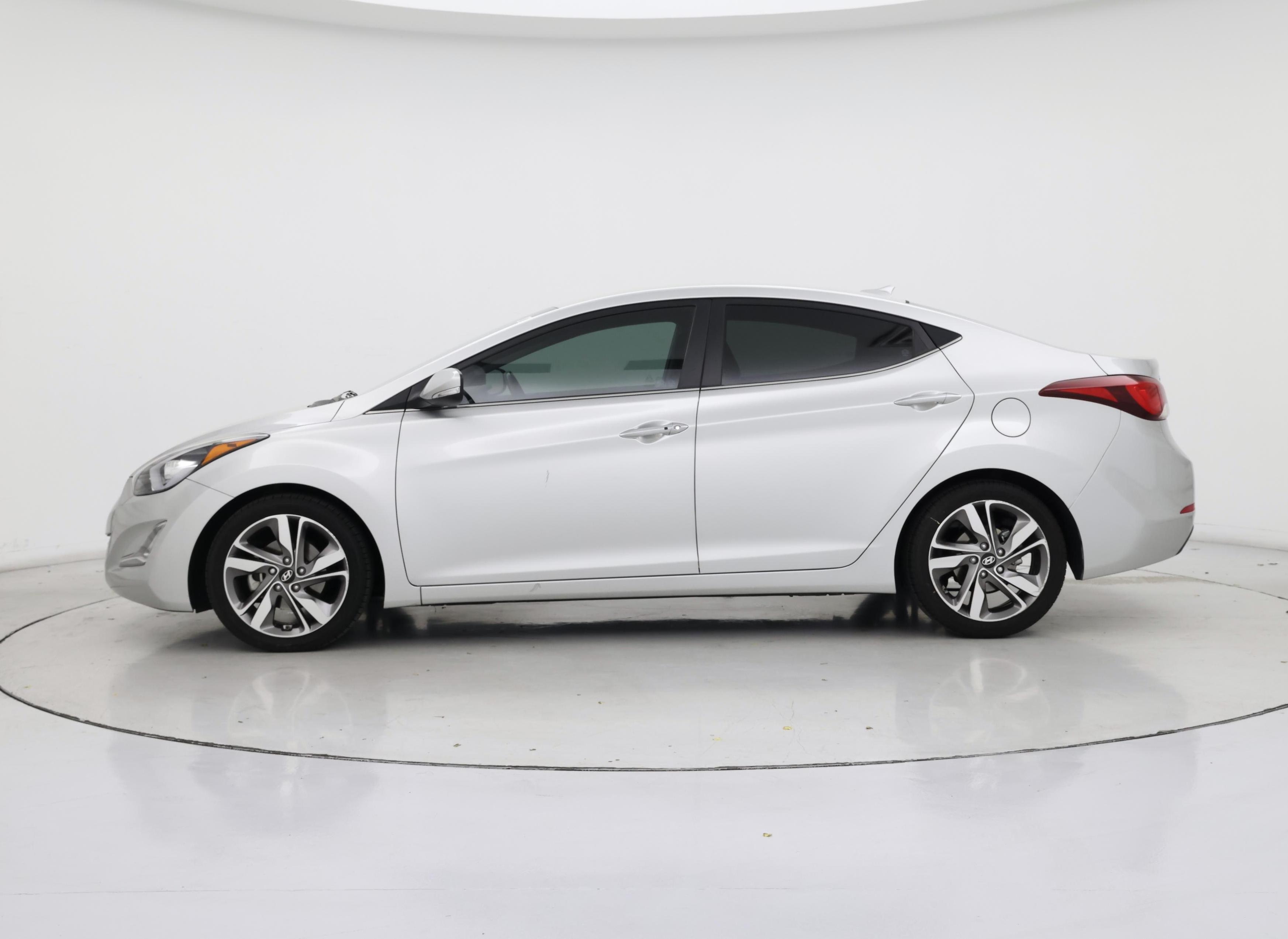 Thumbnail: 2016 Hyundai Elantra - 3
