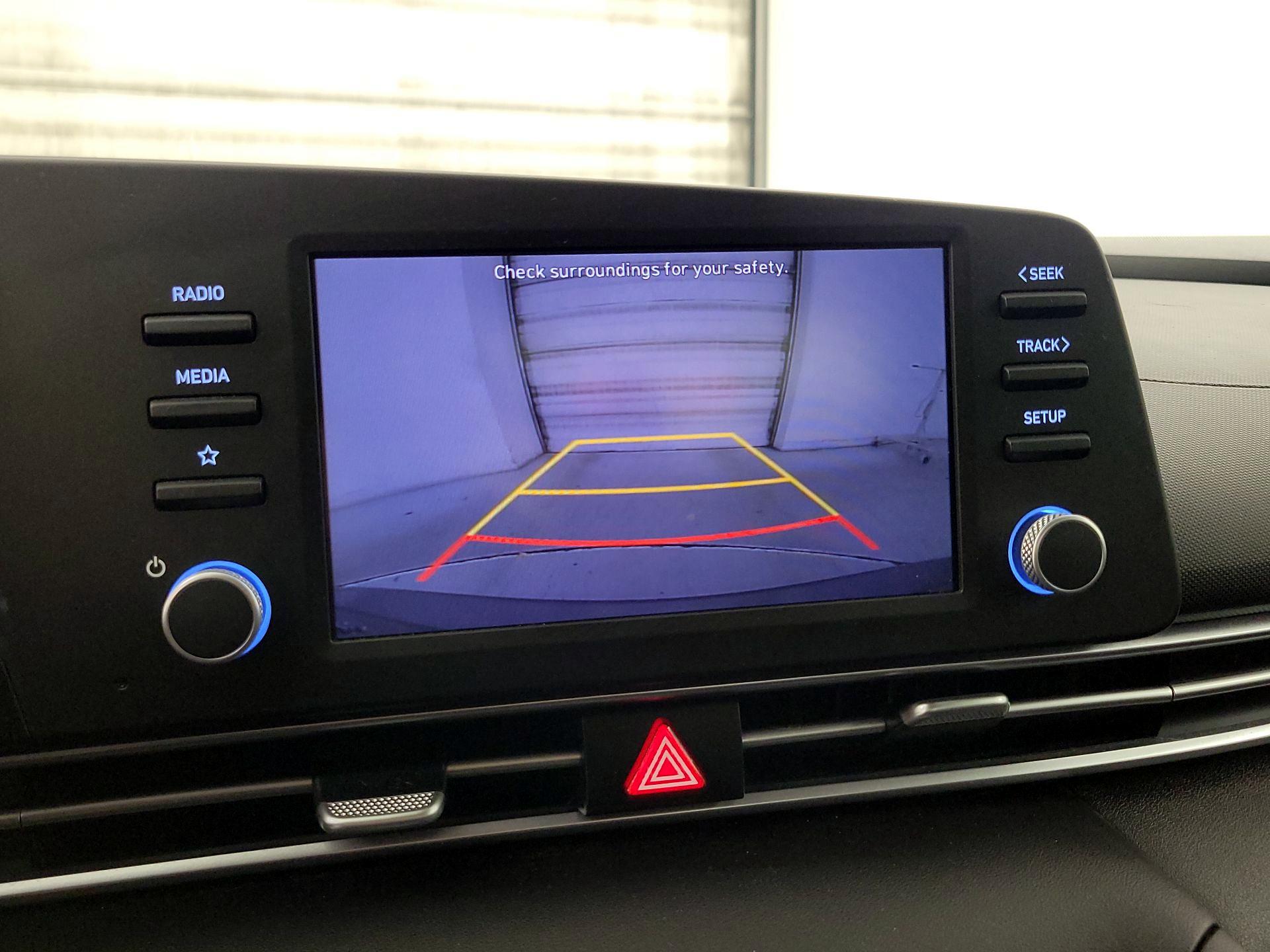 Thumbnail: 2021 Hyundai Elantra - 14
