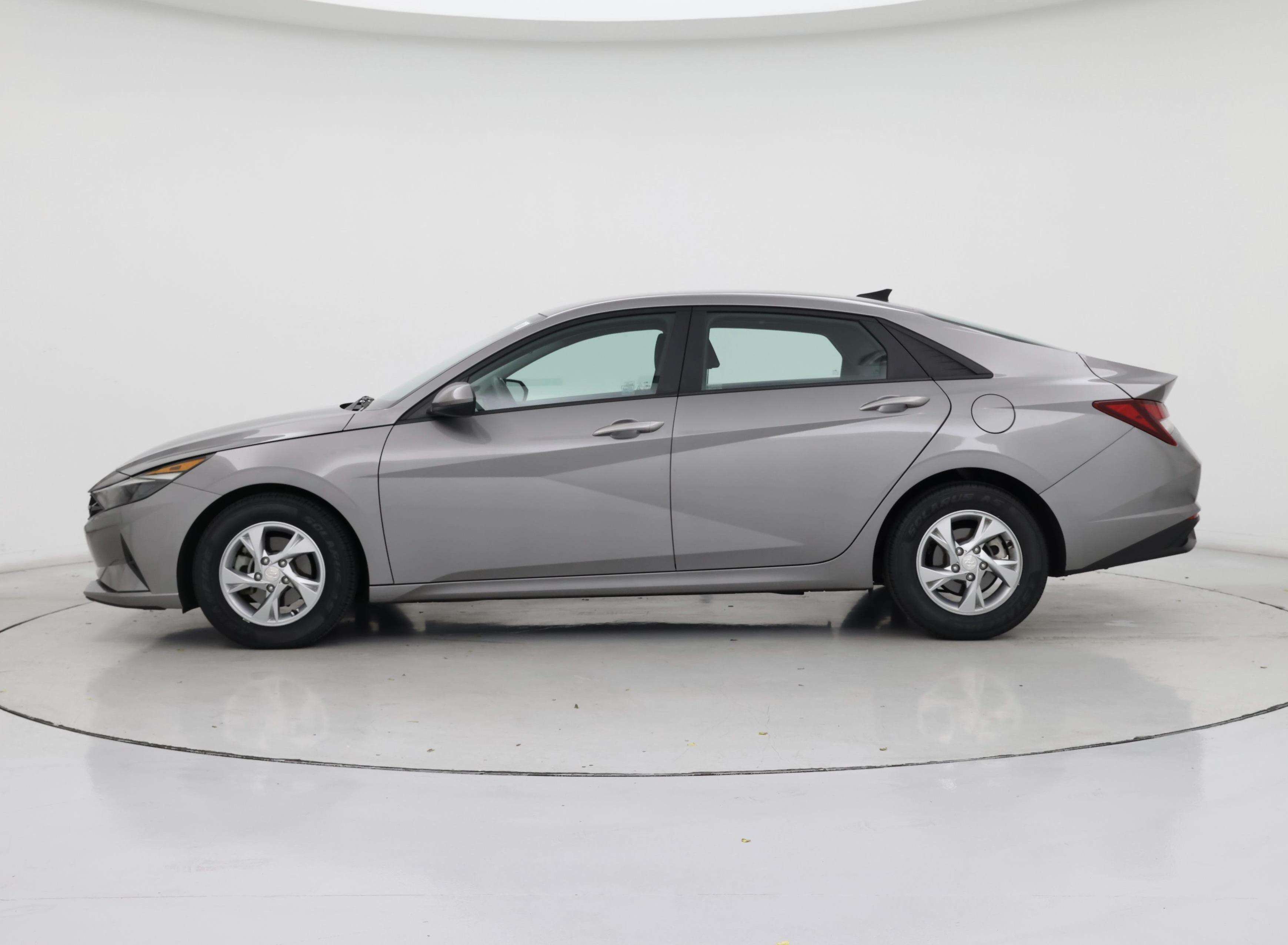 Thumbnail: 2021 Hyundai Elantra - 3
