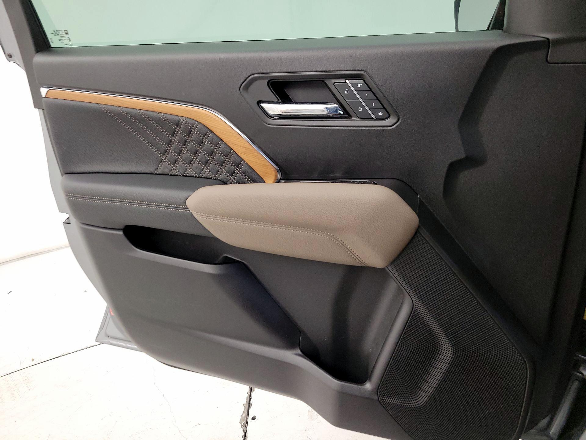 Thumbnail: 2023 GMC Canyon - 12