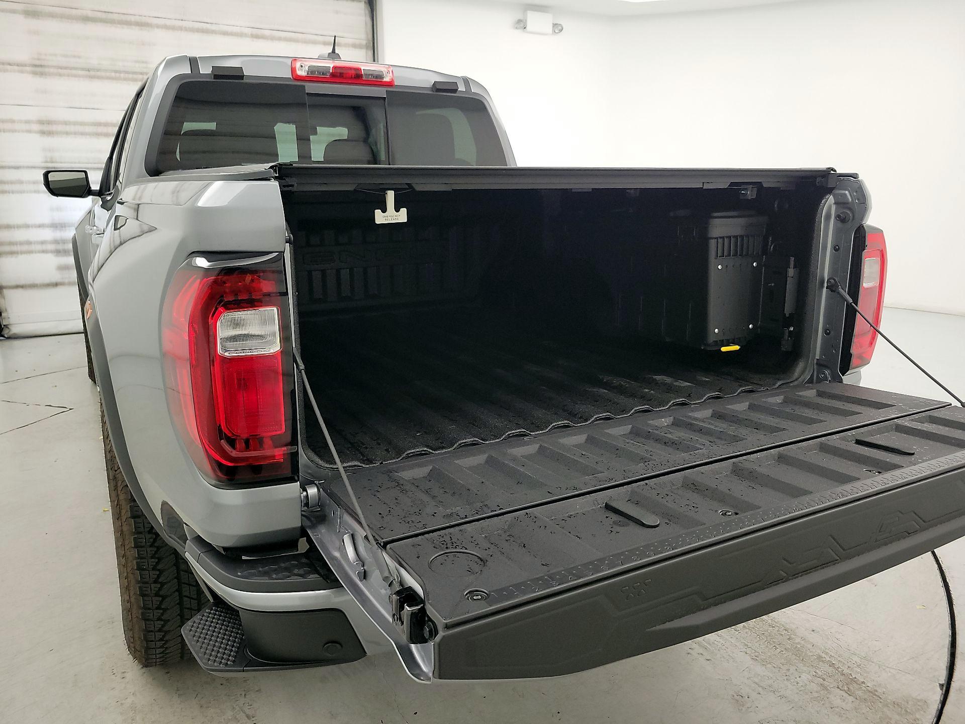 Thumbnail: 2023 GMC Canyon - 20