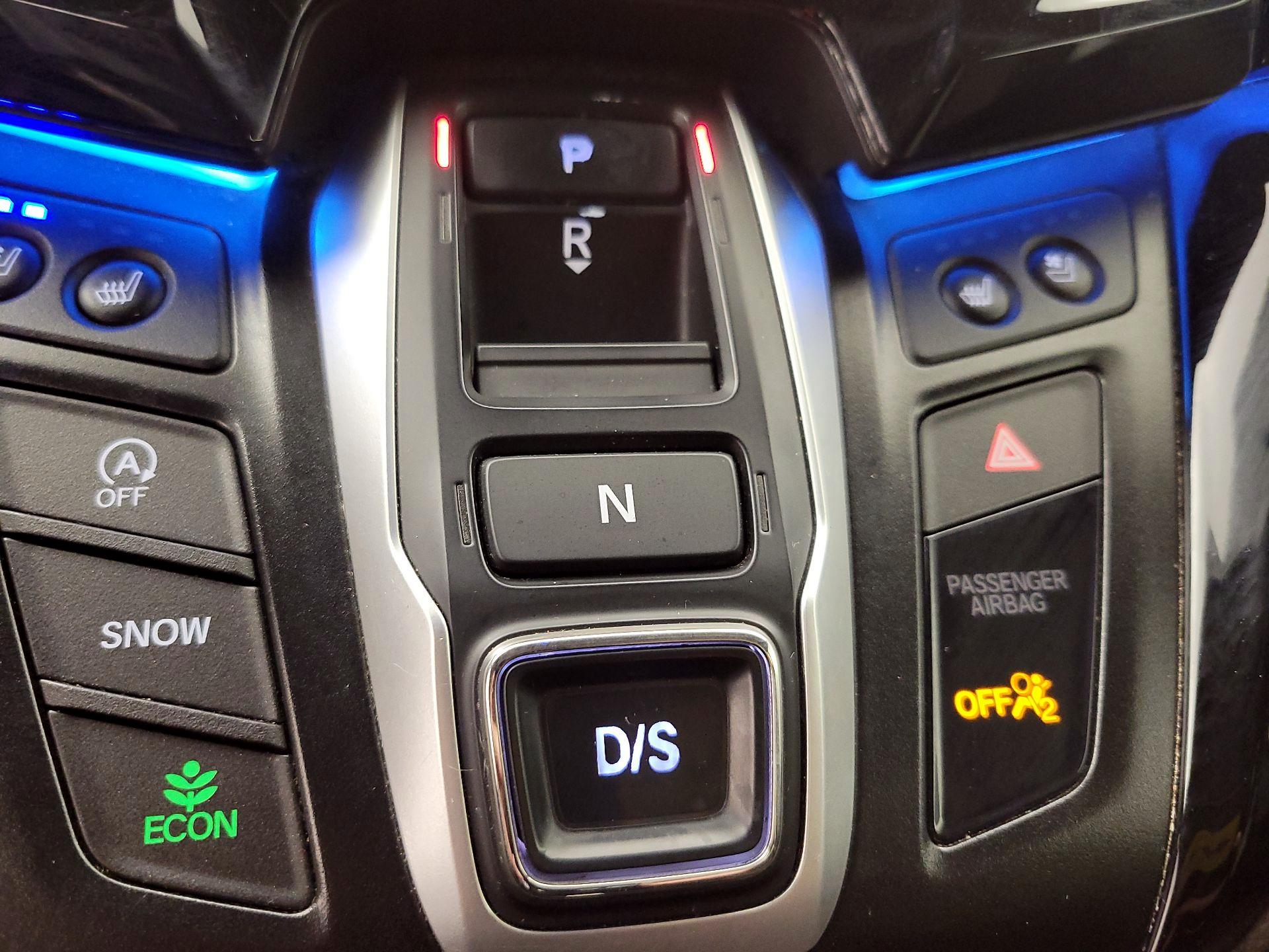 Thumbnail: 2019 Honda Odyssey - 18