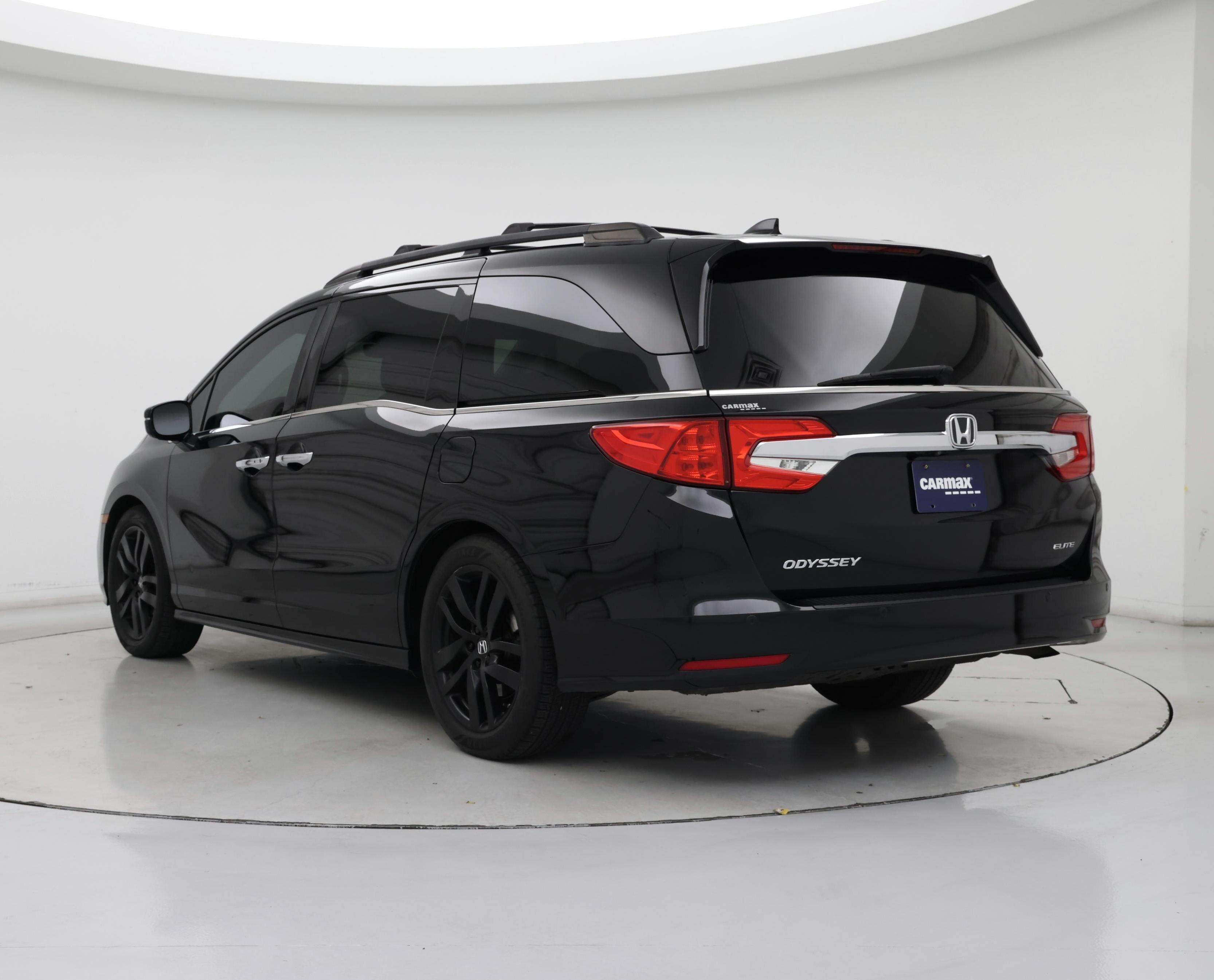 Thumbnail: 2019 Honda Odyssey - 2