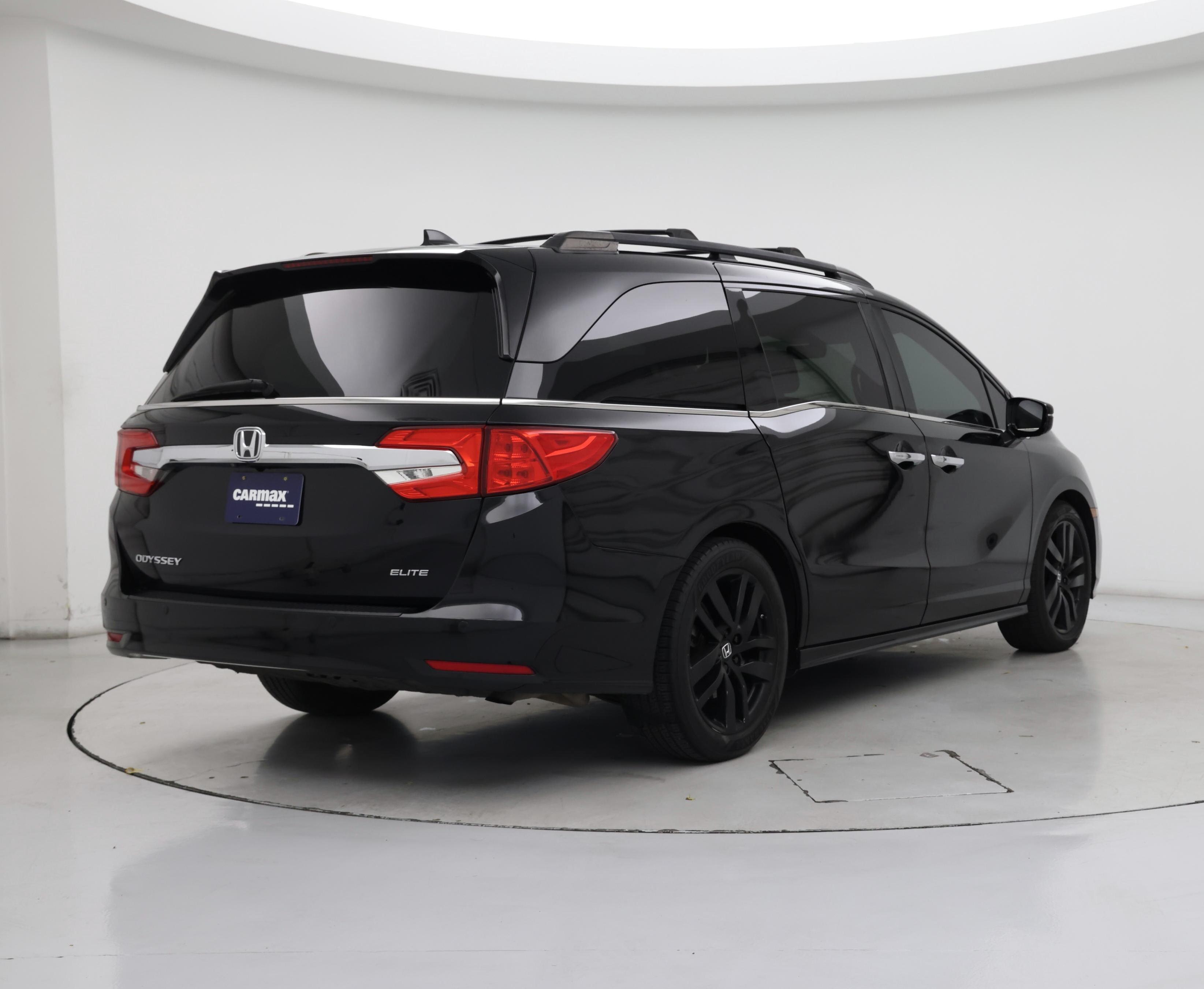 Thumbnail: 2019 Honda Odyssey - 8