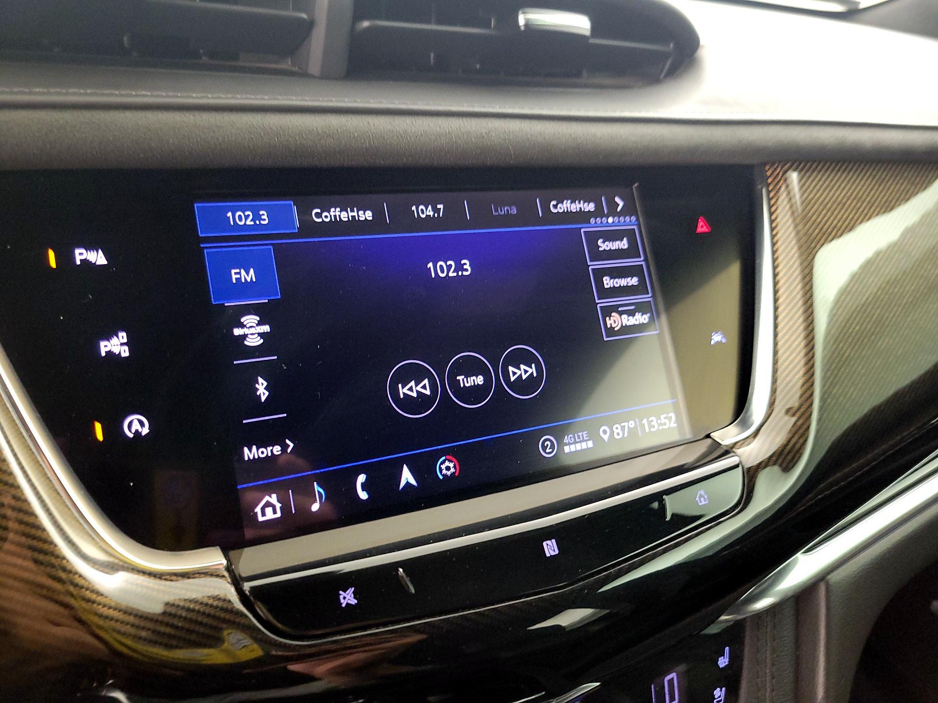 Thumbnail: 2020 Cadillac XT6 - 16