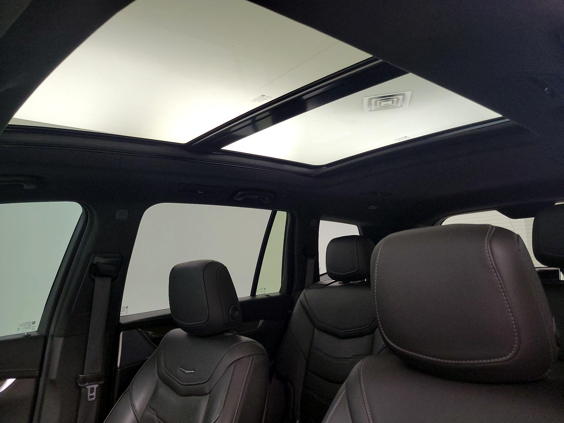 Thumbnail: 2020 Cadillac XT6 - 20
