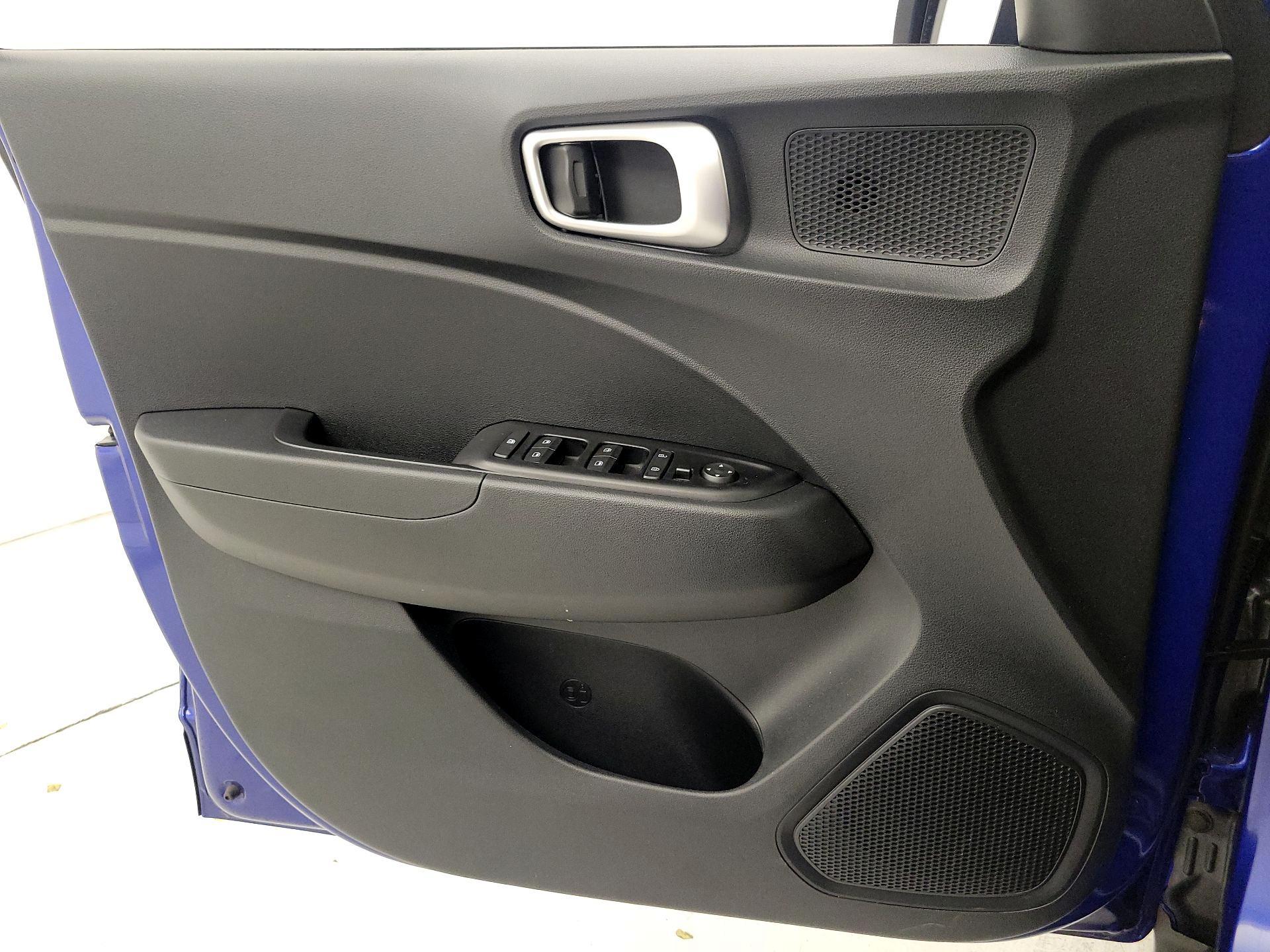 Thumbnail: 2024 Hyundai Venue - 12