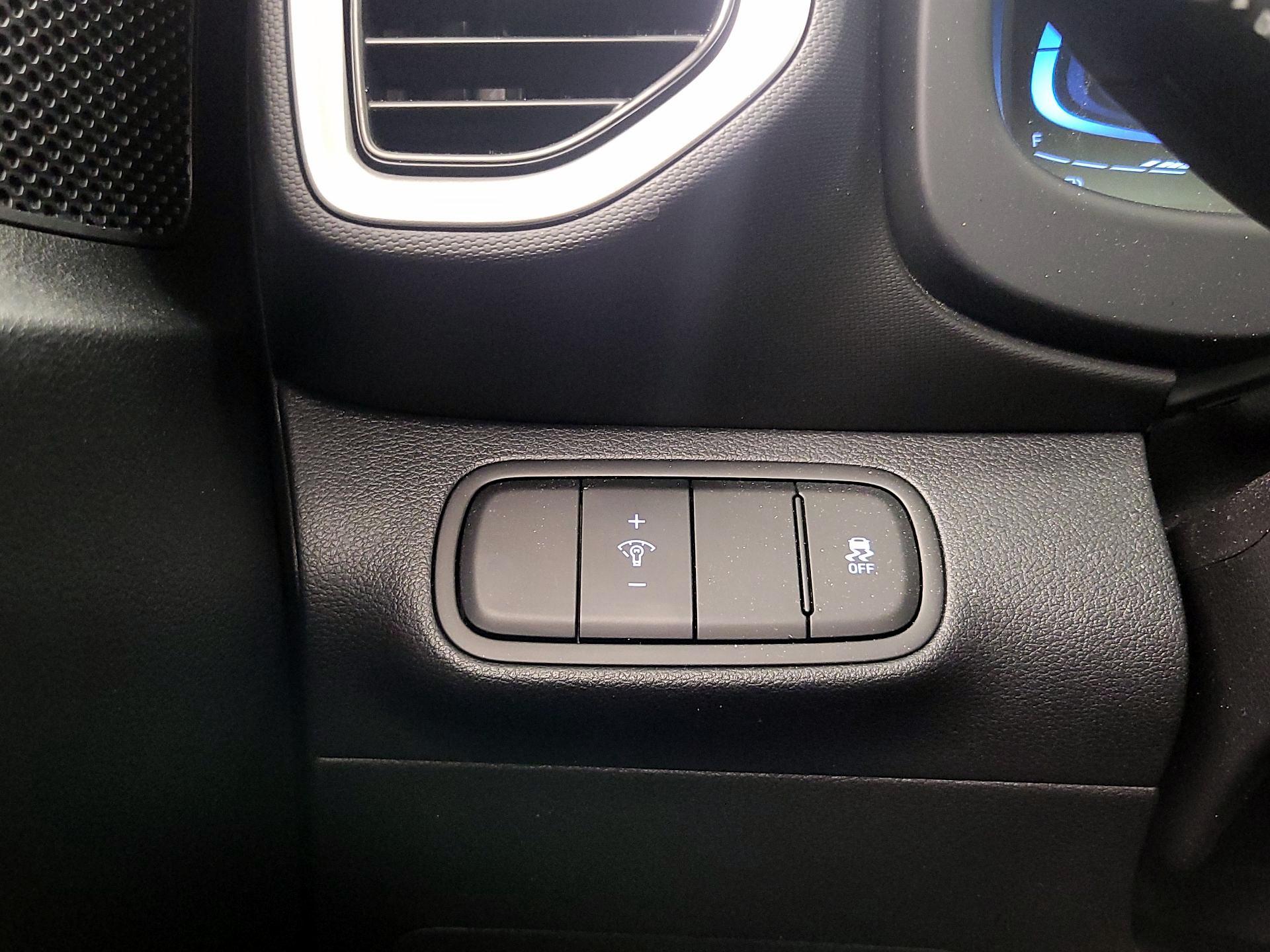 Thumbnail: 2024 Hyundai Venue - 13