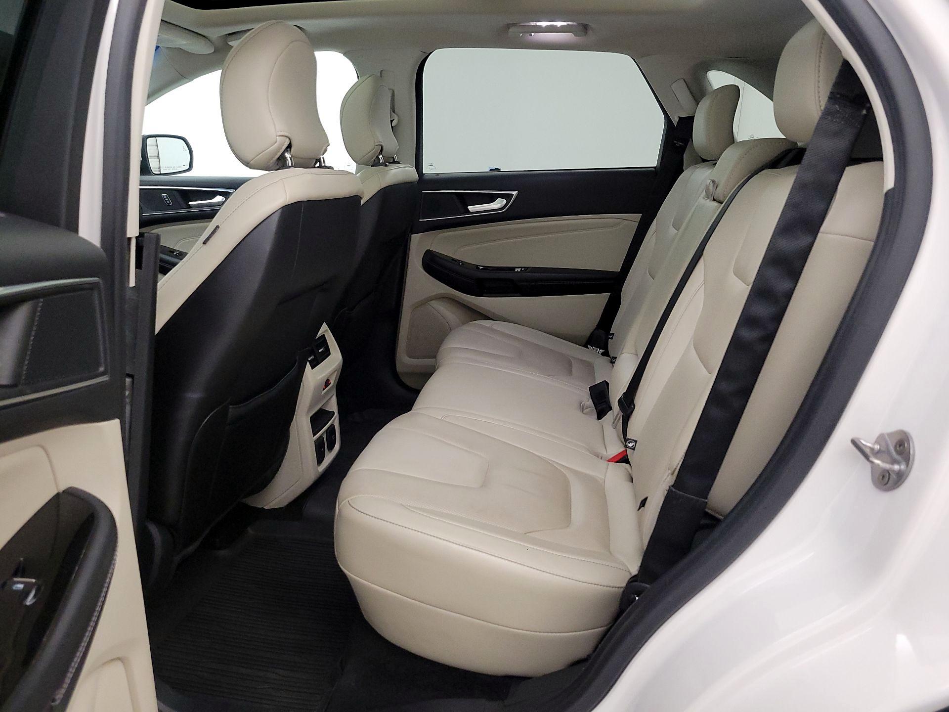 Thumbnail: 2018 Ford Edge - 20