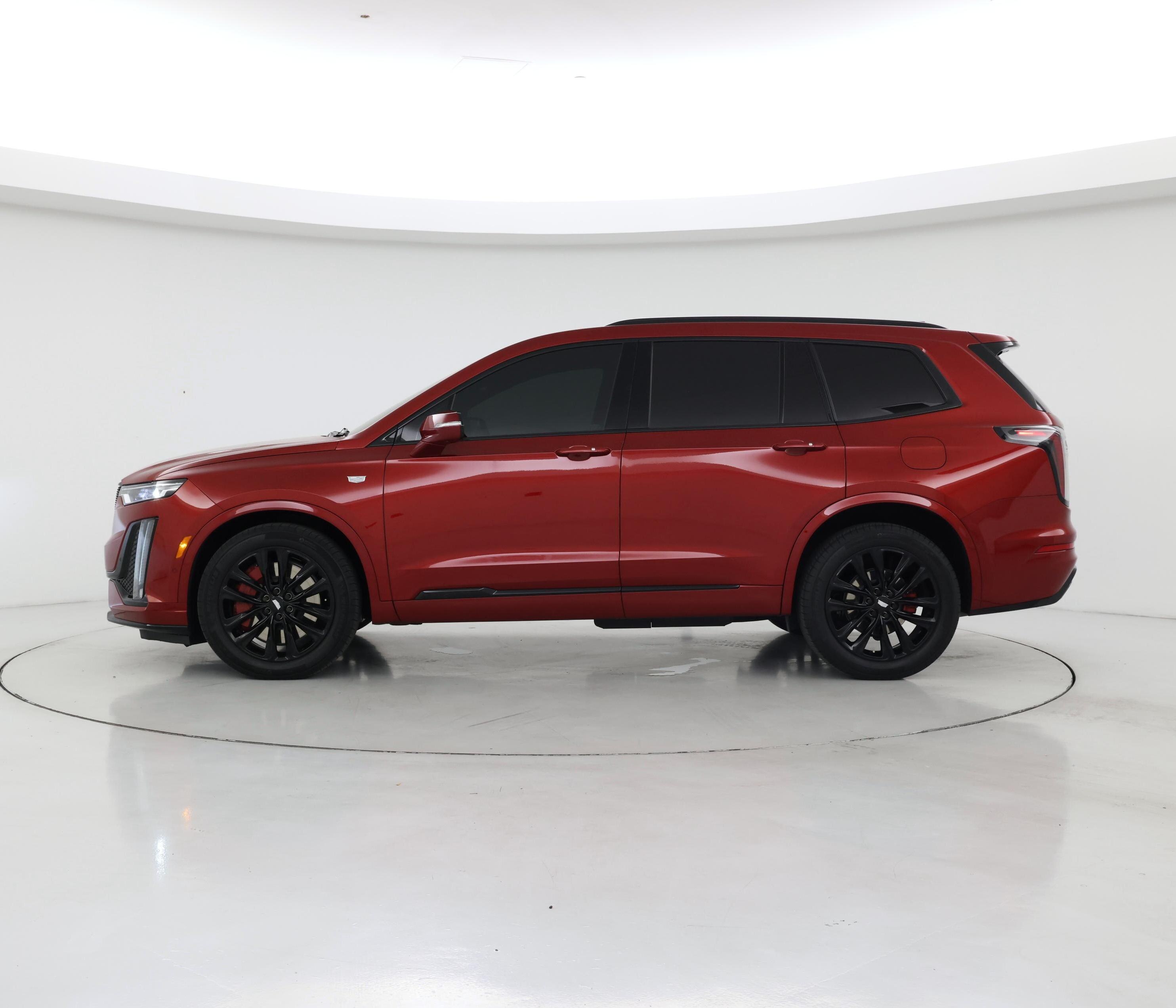 Thumbnail: 2022 Cadillac XT6 - 3