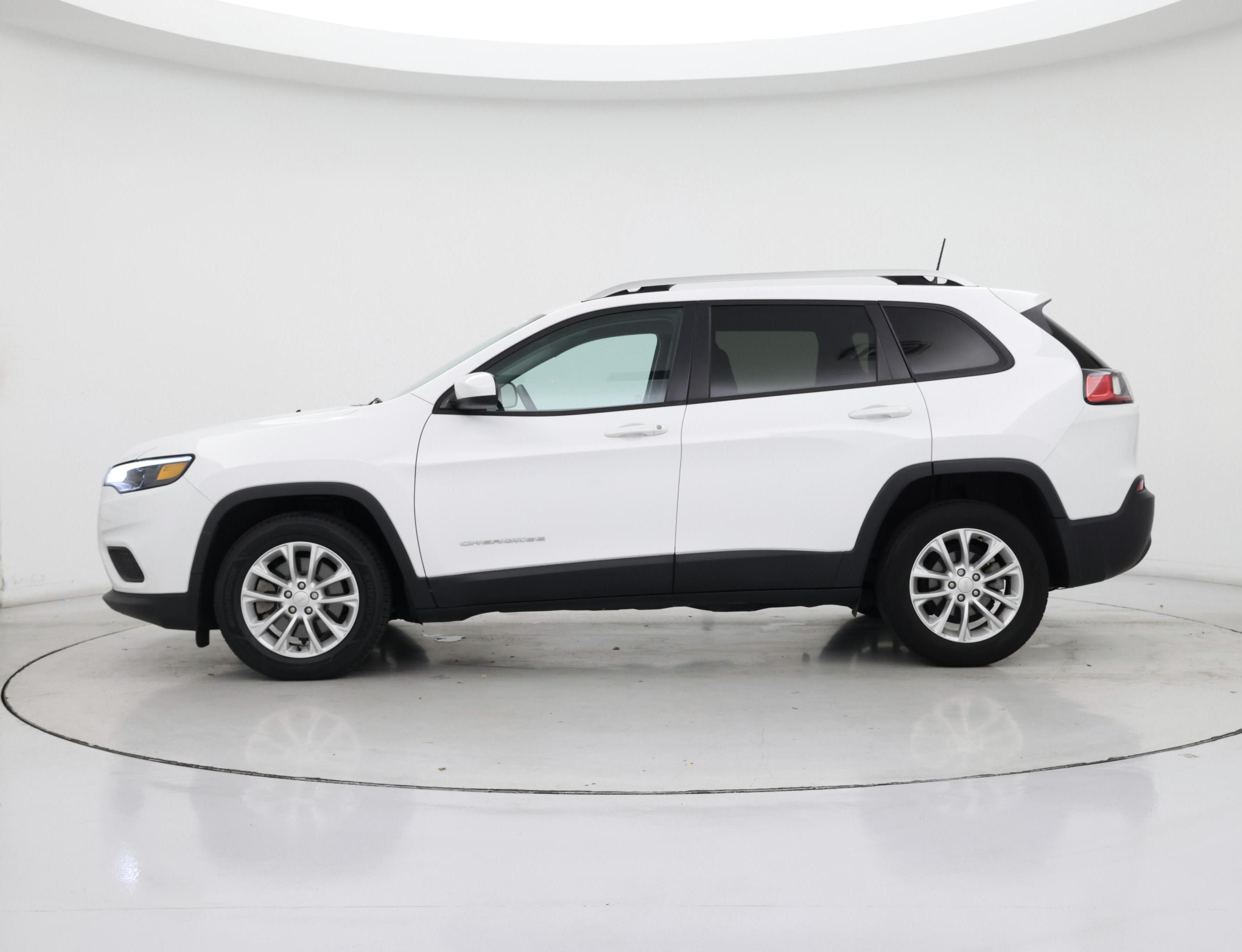 Thumbnail: 2020 Jeep Cherokee - 3
