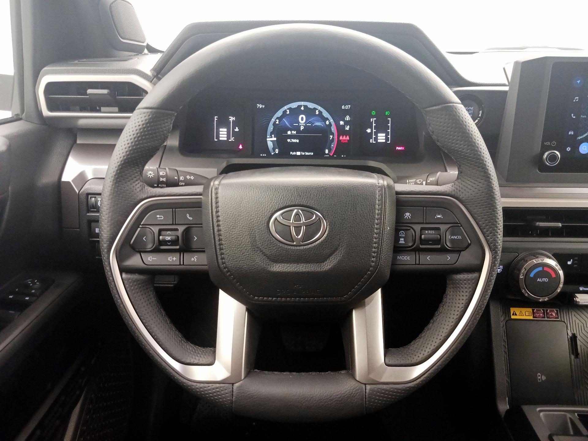 Thumbnail: 2025 Toyota Tacoma - 10