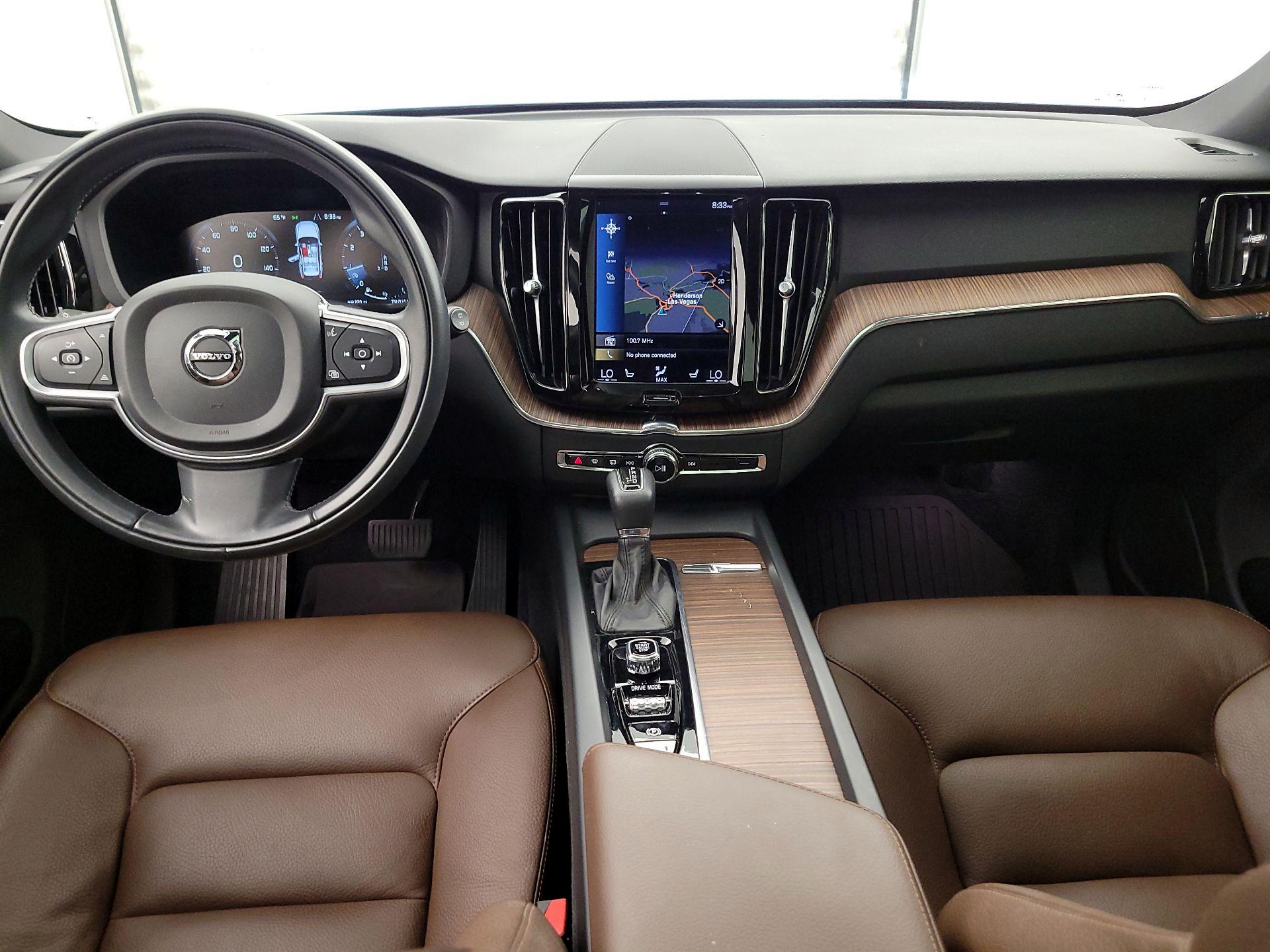 Thumbnail: 2021 Volvo XC60 - 9