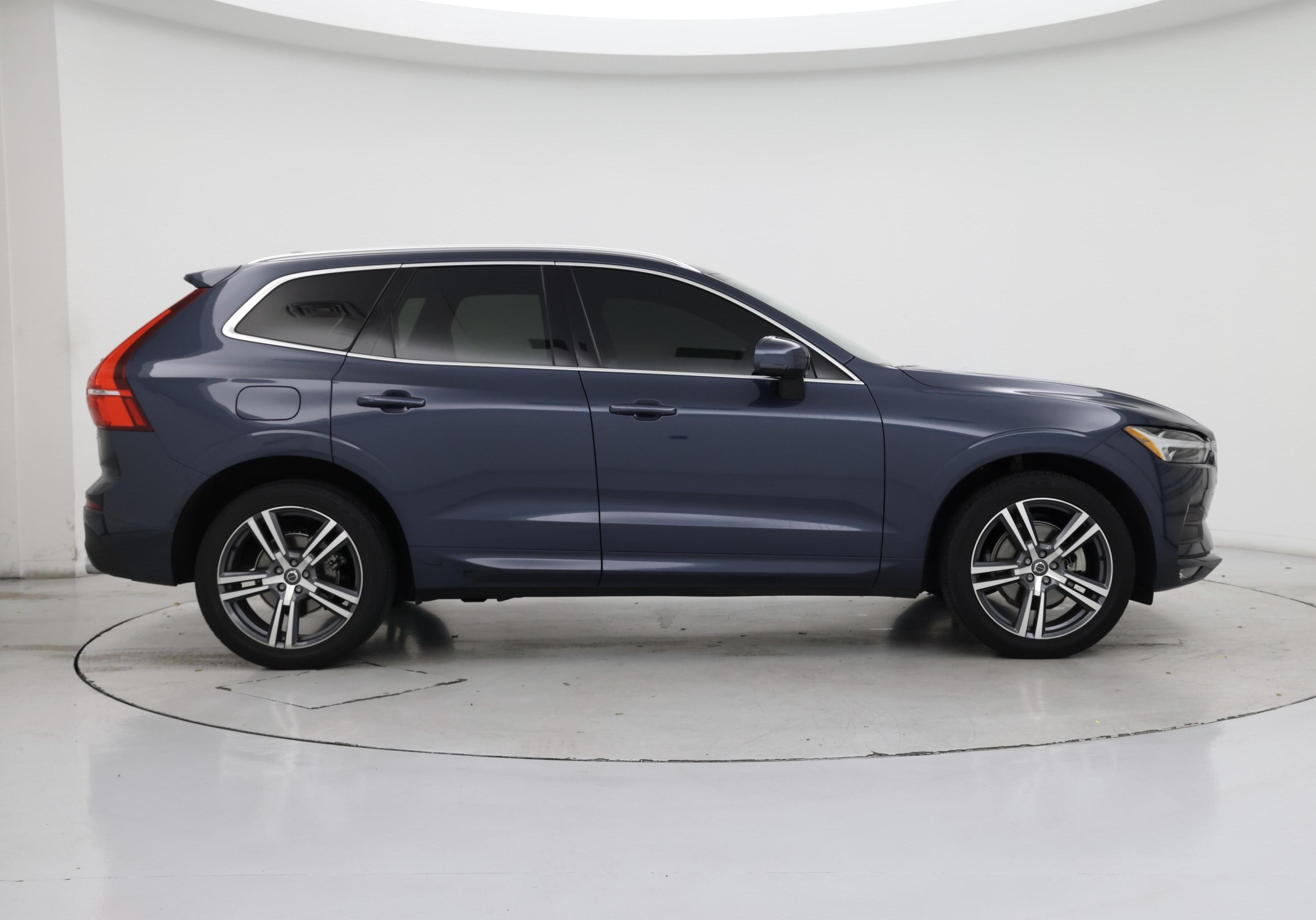 Thumbnail: 2021 Volvo XC60 - 7