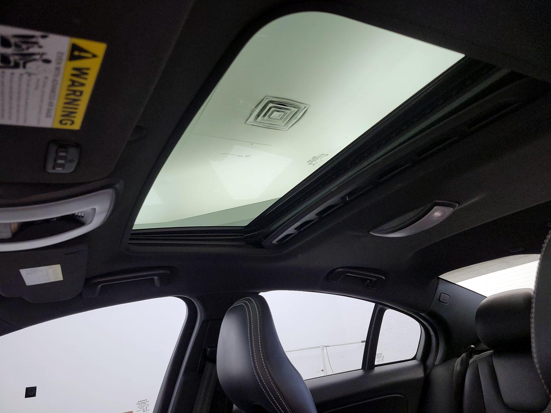 Thumbnail: 2015 Volvo S60 - 19