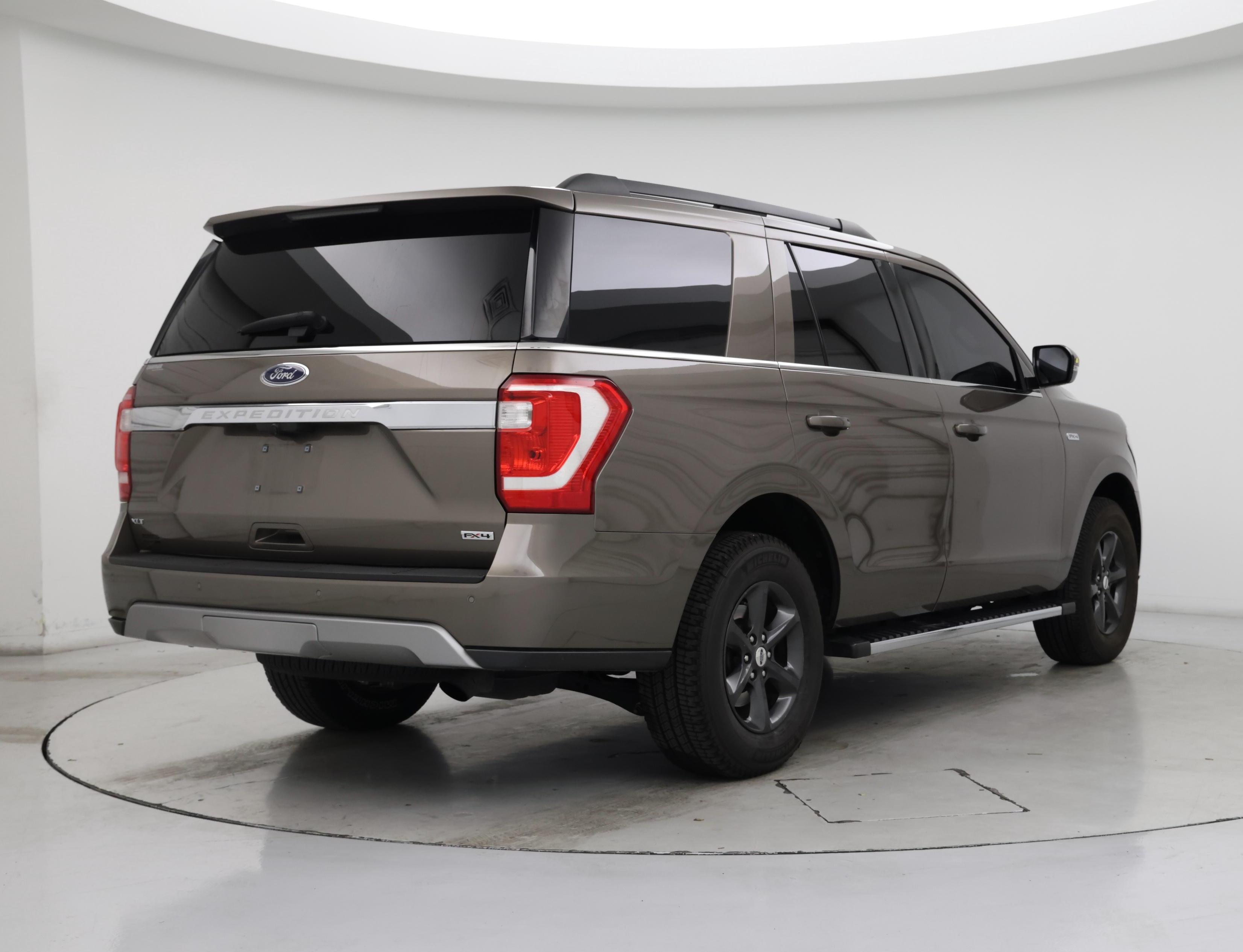 Thumbnail: 2018 Ford Expedition - 8