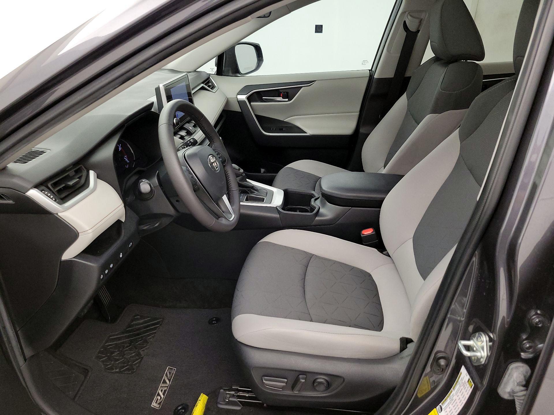 Thumbnail: 2023 Toyota RAV4 - 11