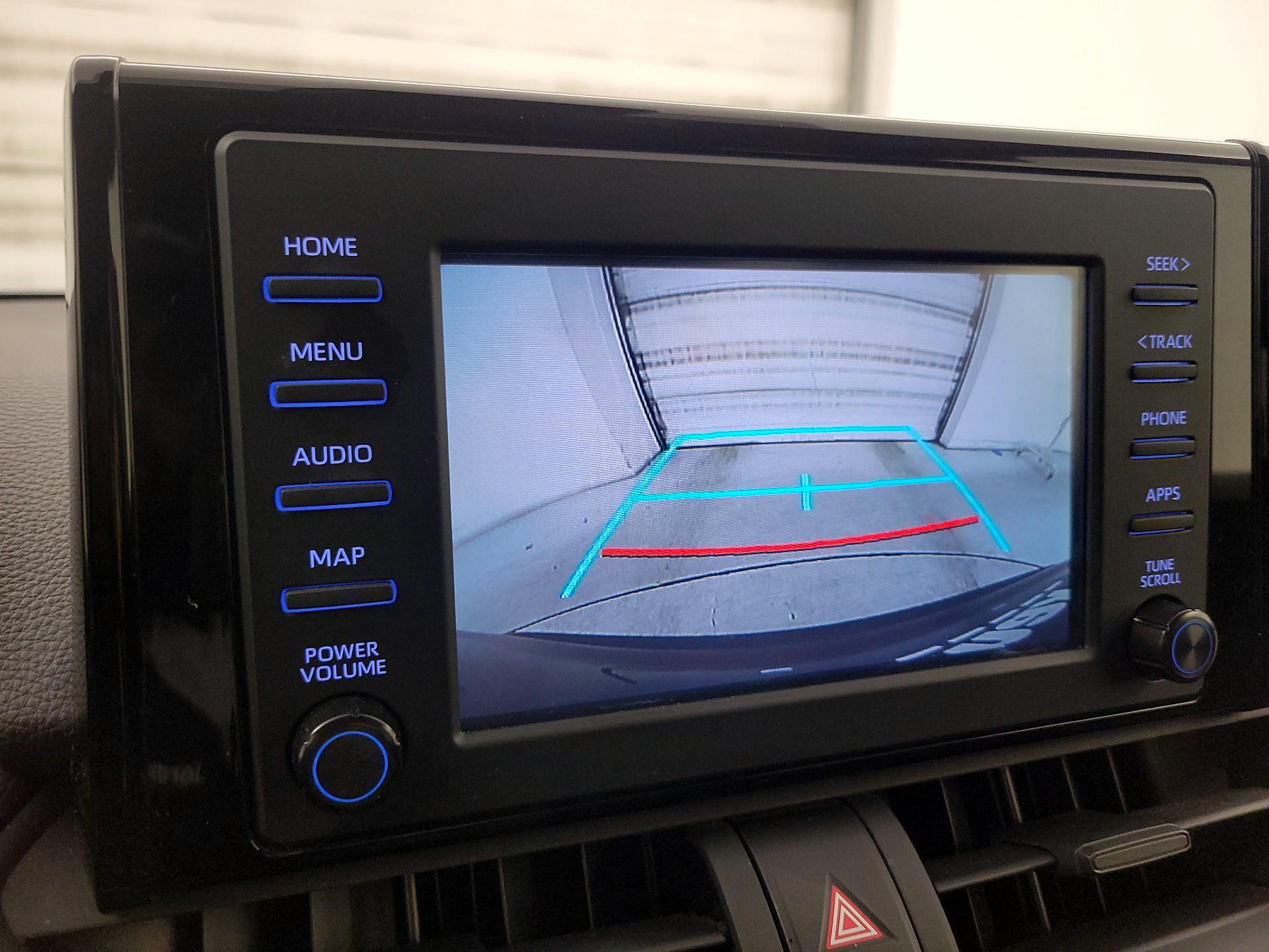 Thumbnail: 2019 Toyota RAV4 - 14