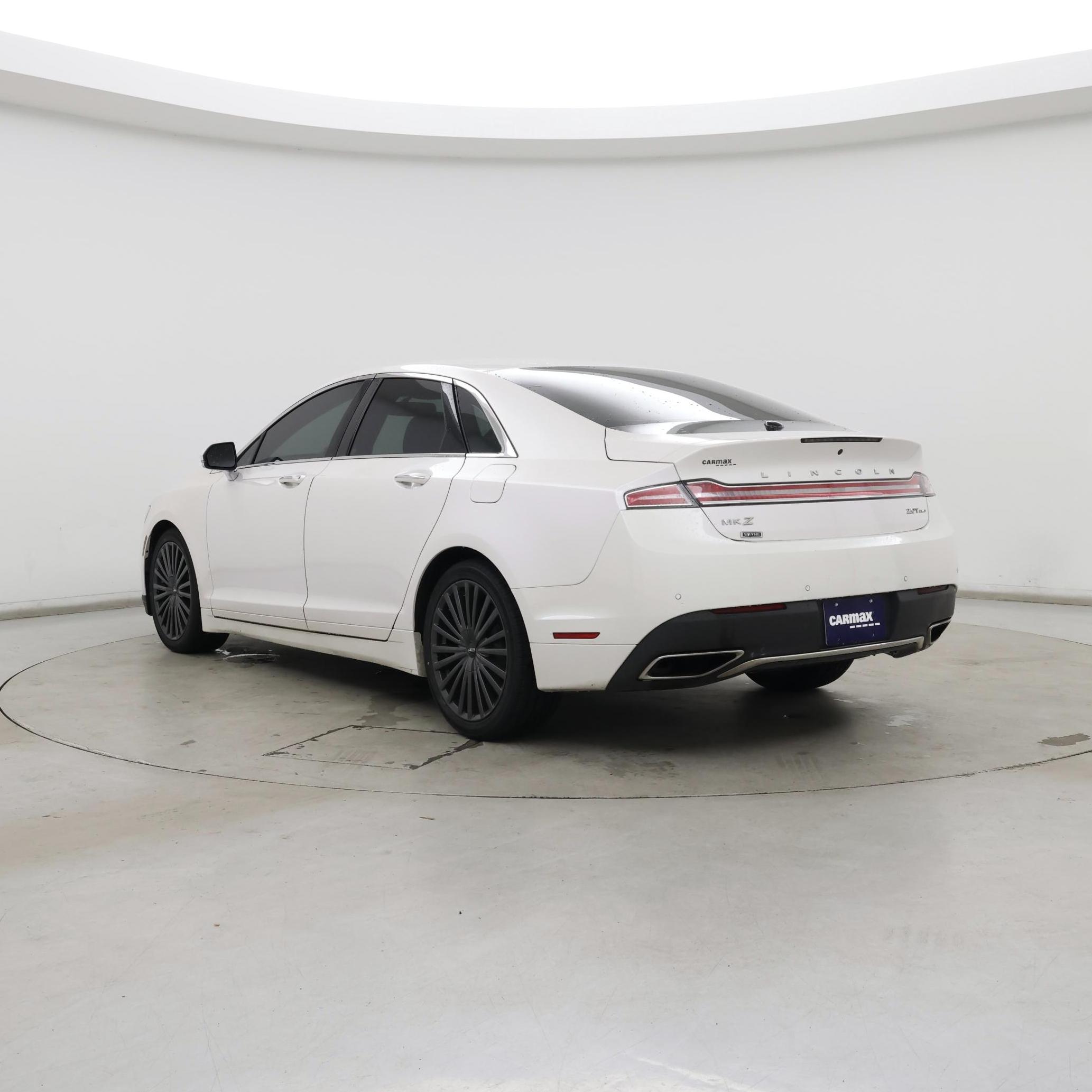 Thumbnail: 2017 Lincoln MKZ - 2